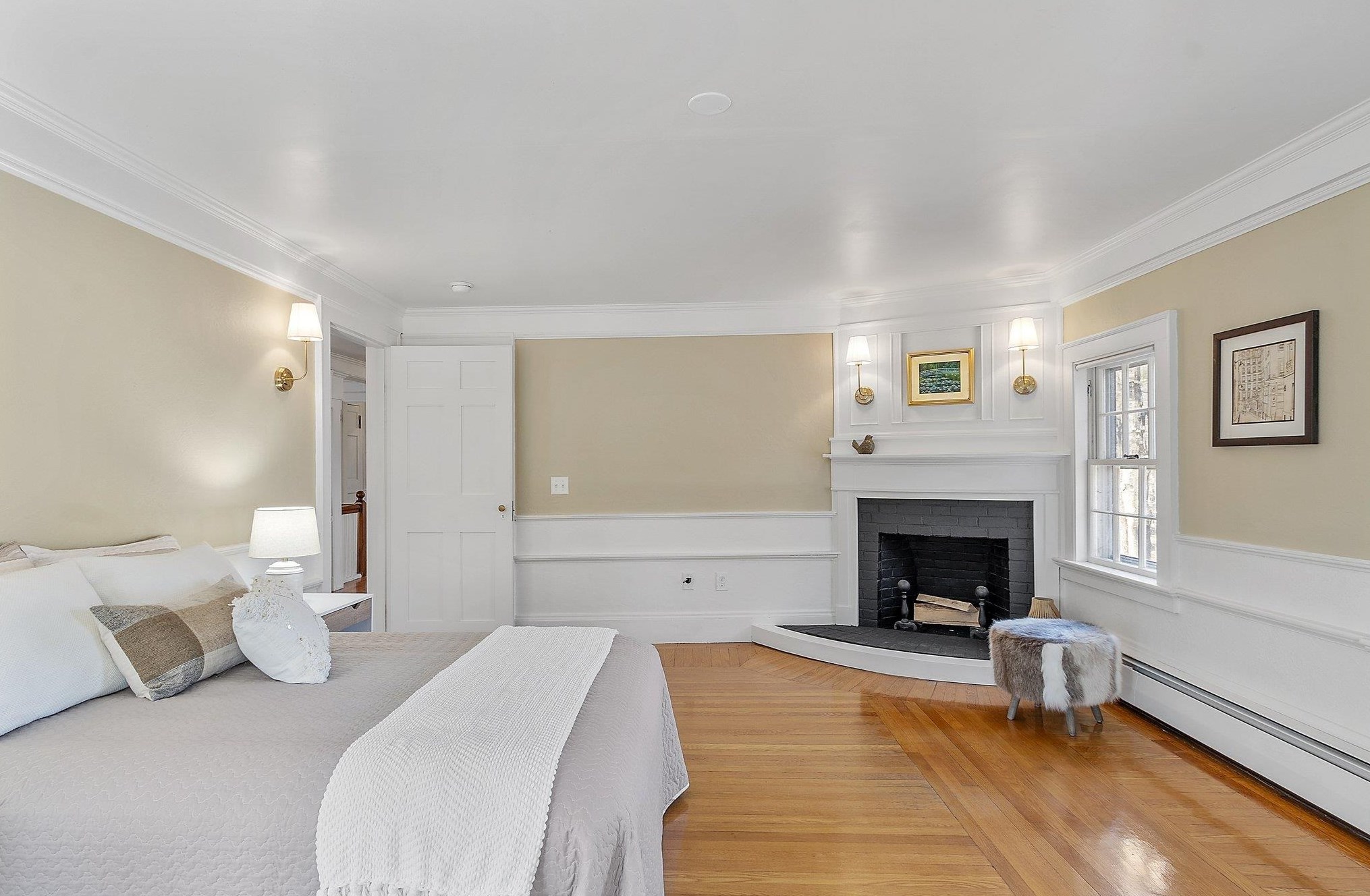 132 Range Rd, Windham NH  03087-2400 exterior