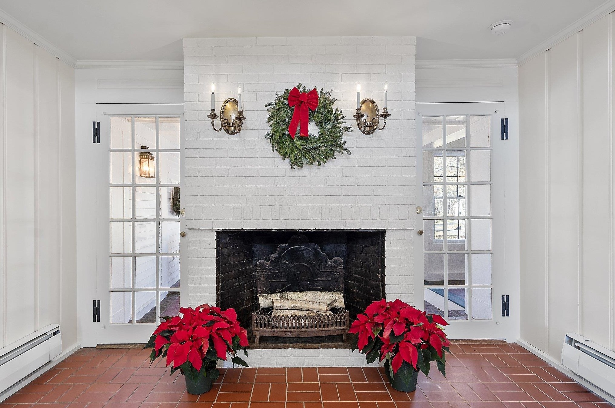 132 Range Rd, Windham NH  03087-2400 exterior