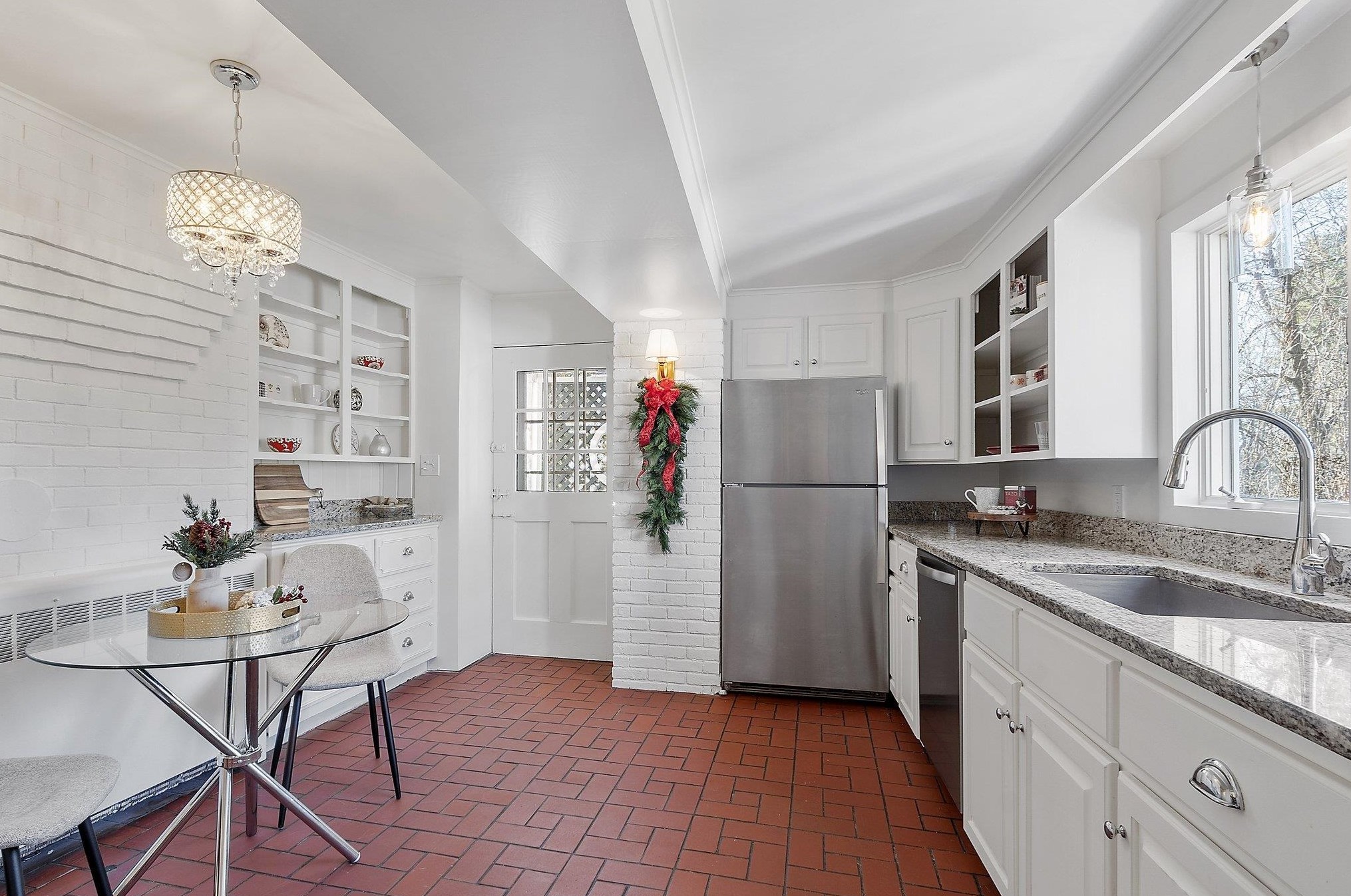 132 Range Rd, Windham NH  03087-2400 exterior