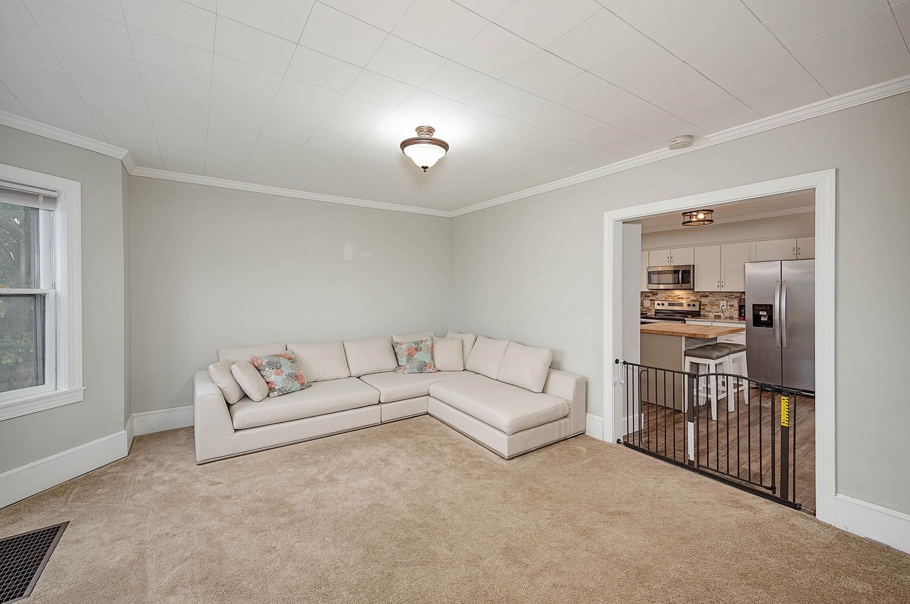 318 Main St, Manchester NH  03102-4032 exterior