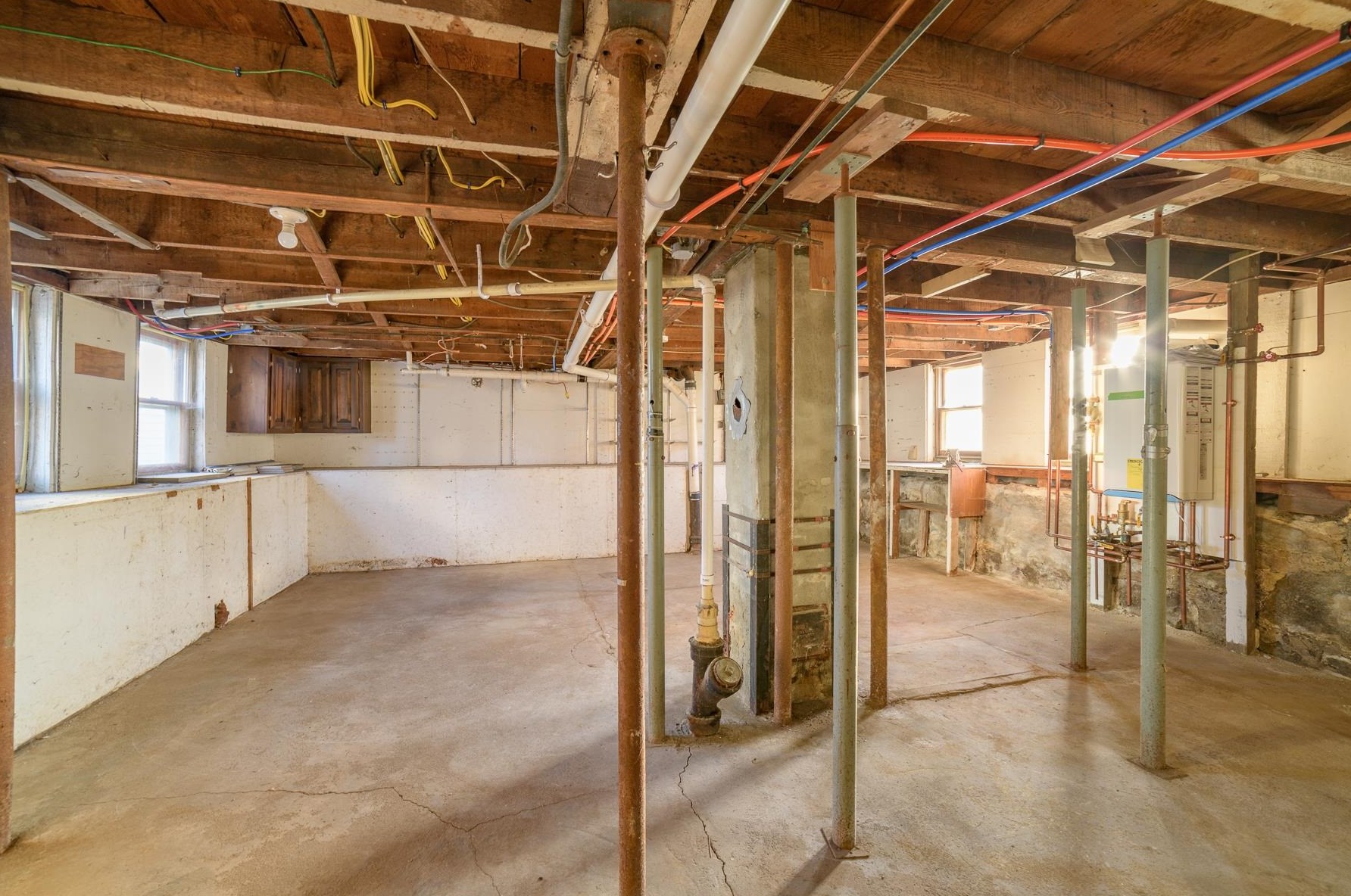 446 School St, Berlin NH  03570-2523 exterior