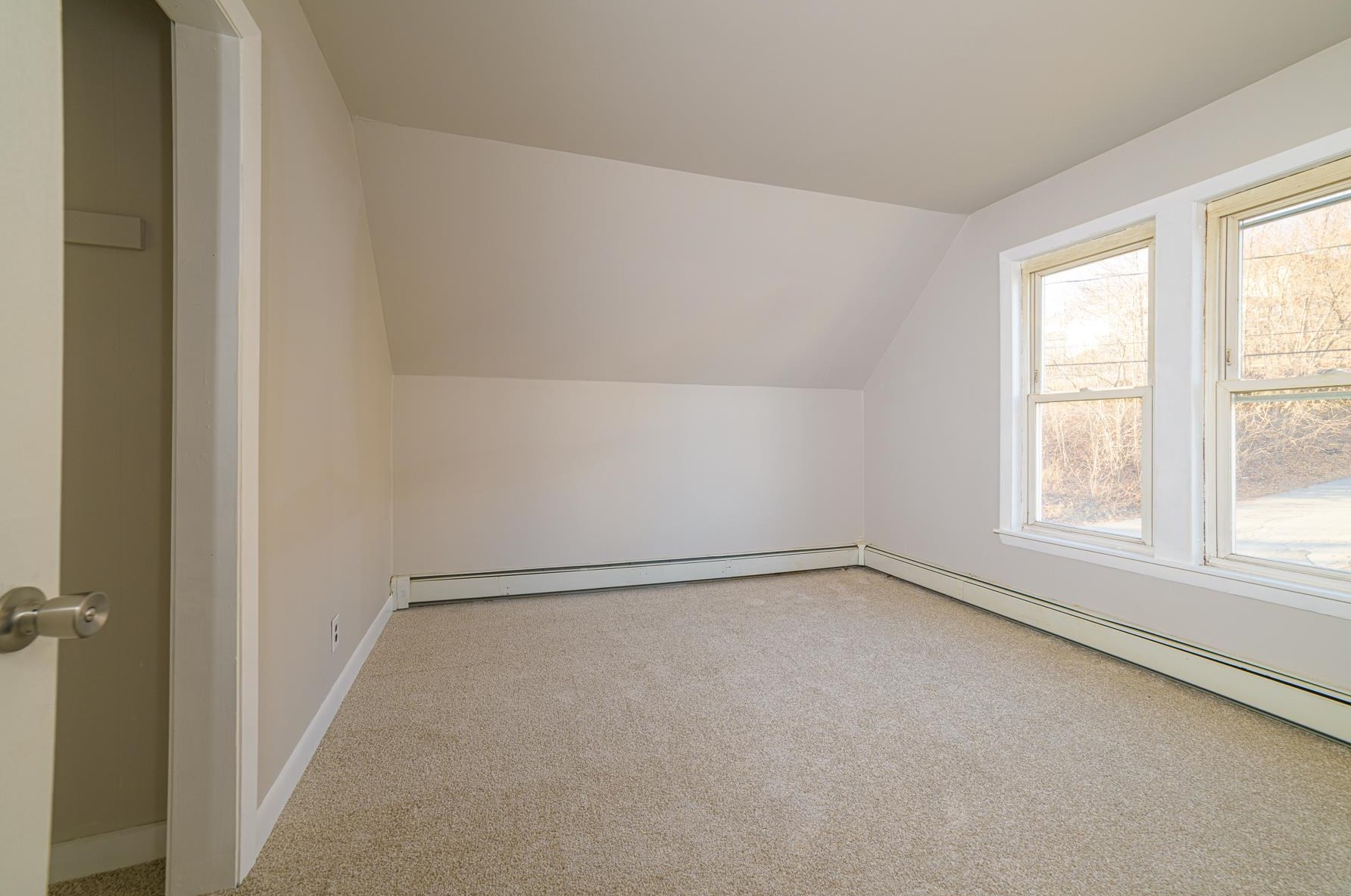 446 School St, Berlin NH  03570-2523 exterior