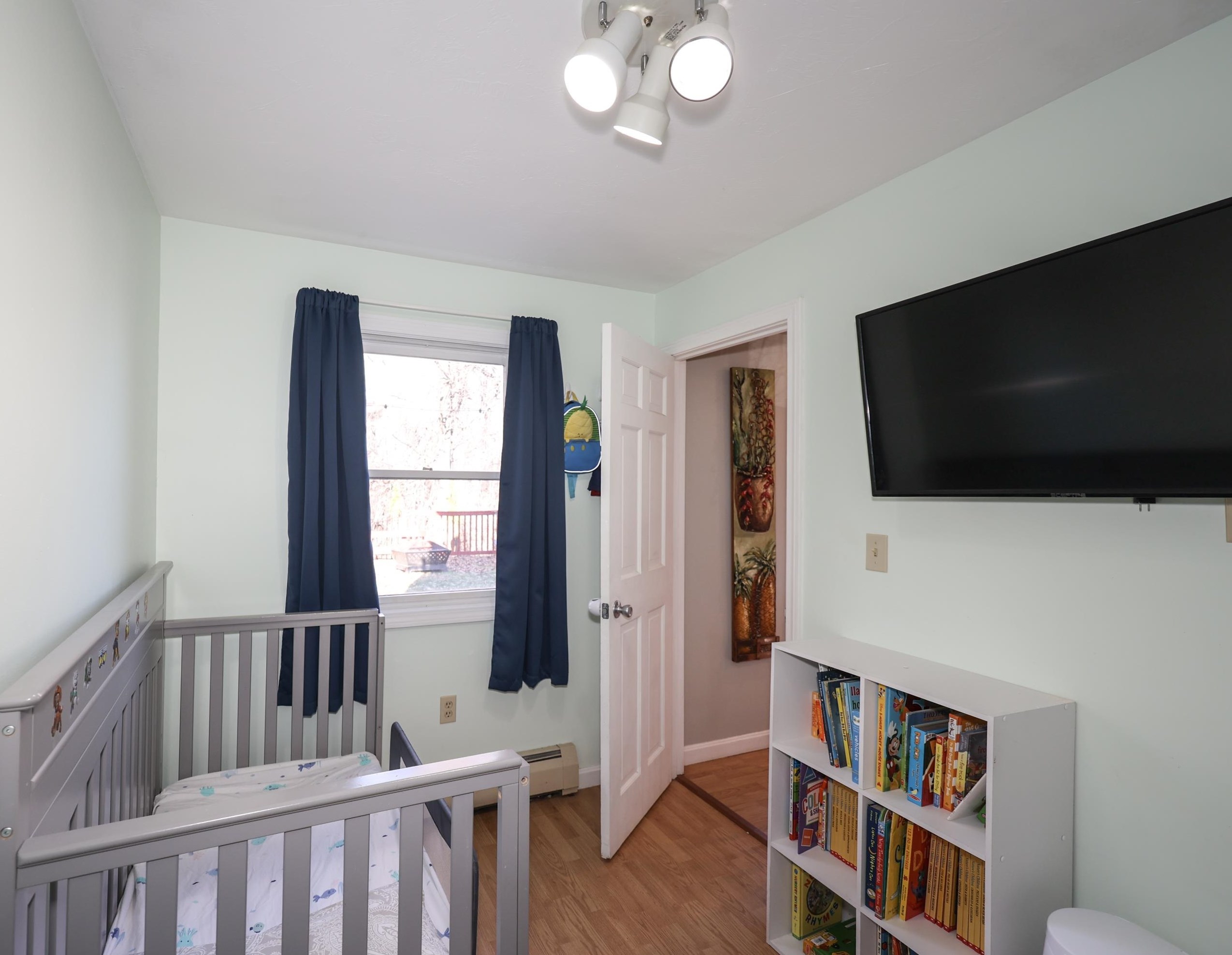 236 Boutwell St, Manchester NH  03102-2935 exterior