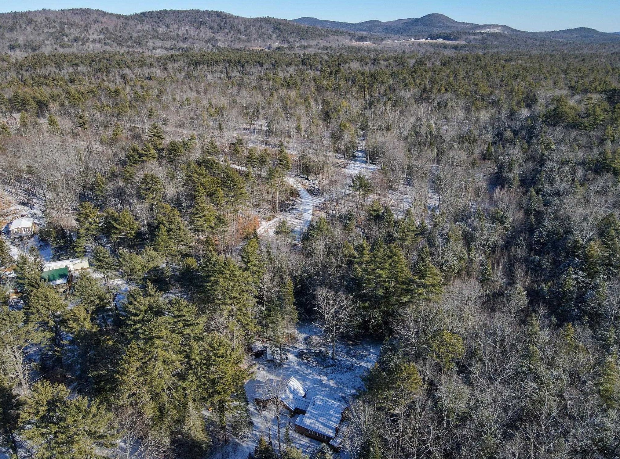 44 1st St, Freedom, NH 03836