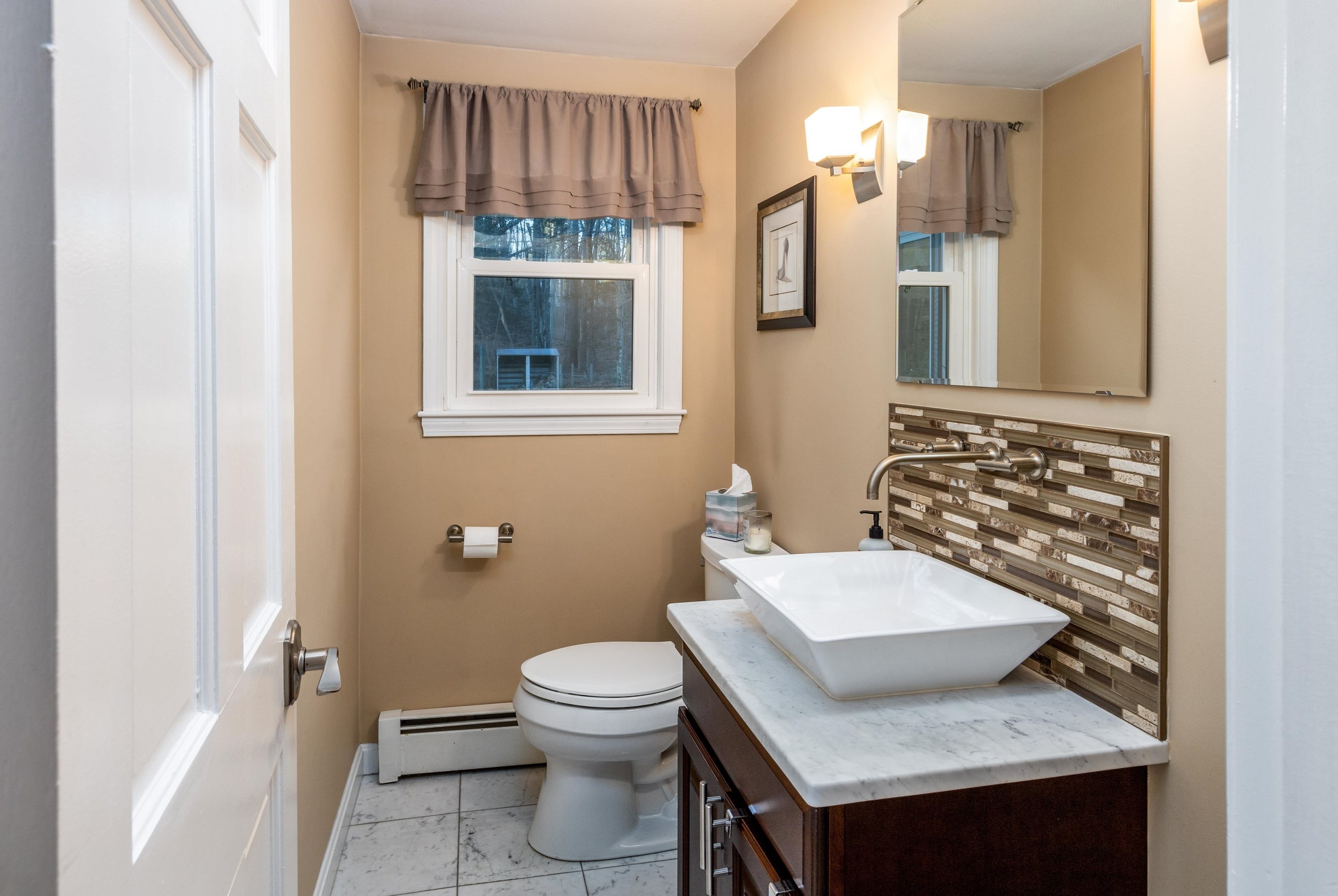 5 Short St, Merrimack NH  03054-6210 exterior