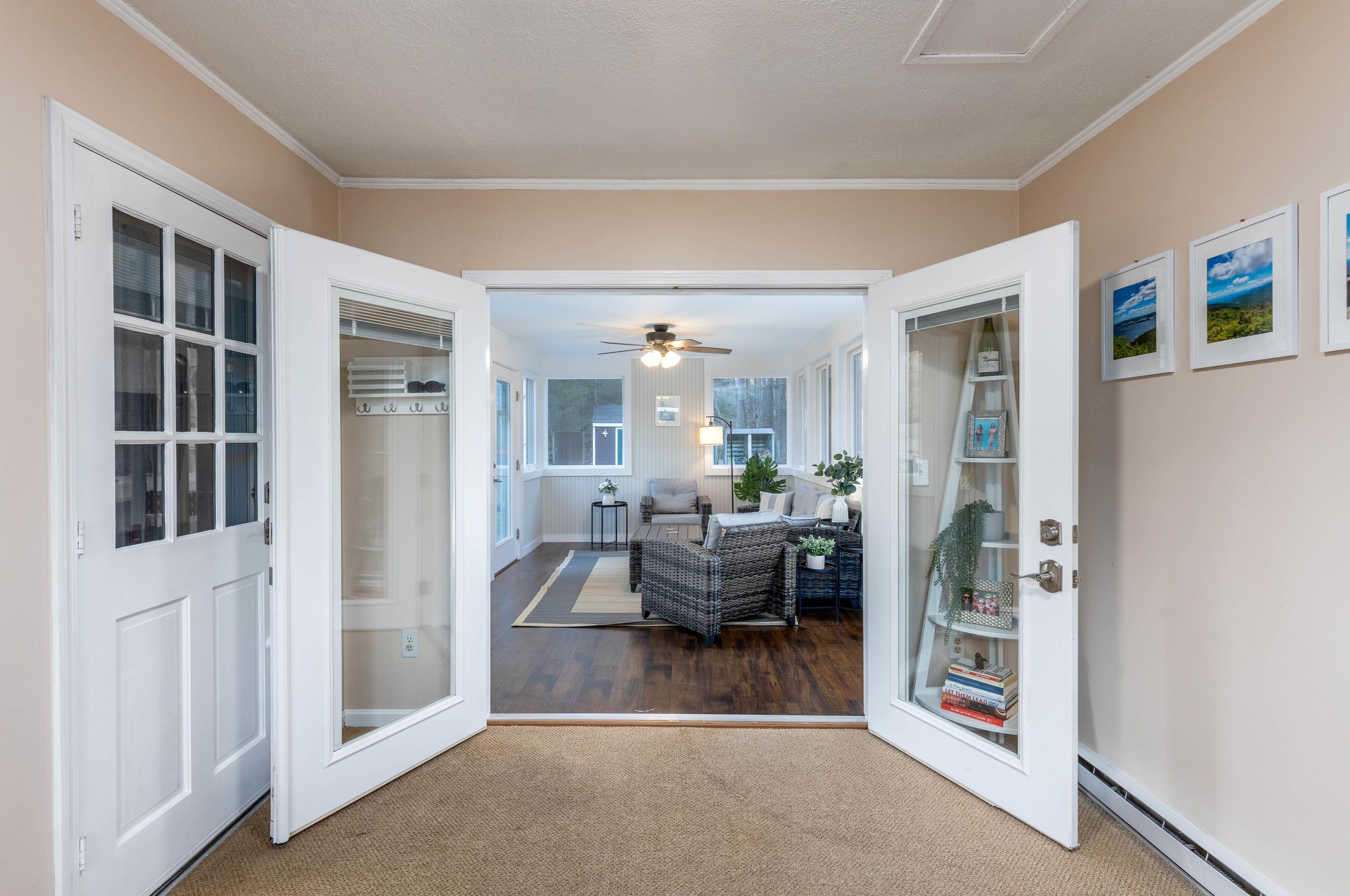 5 Short St, Merrimack NH  03054-6210 exterior