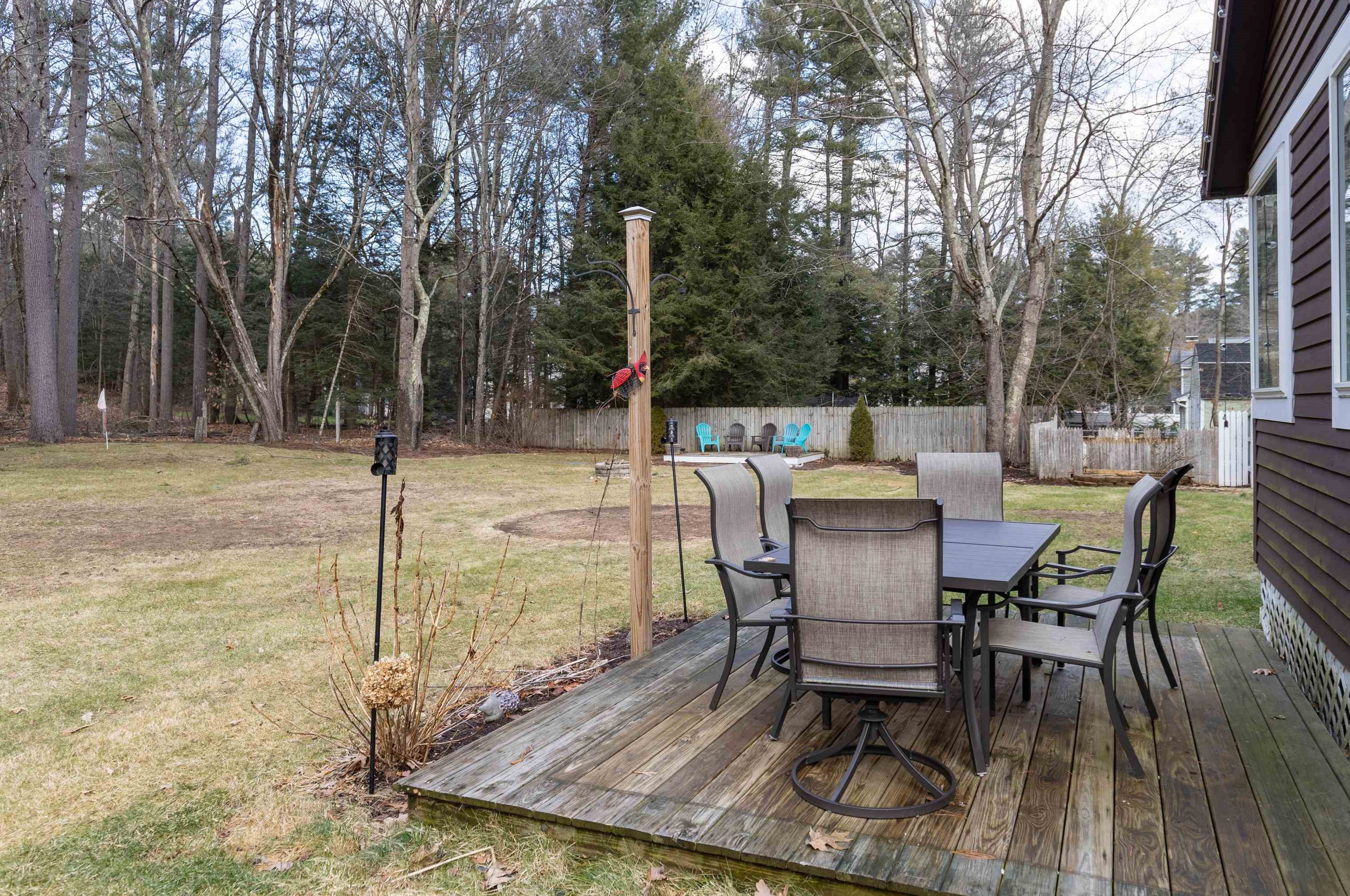 5 Short St, Merrimack NH  03054-6210 exterior