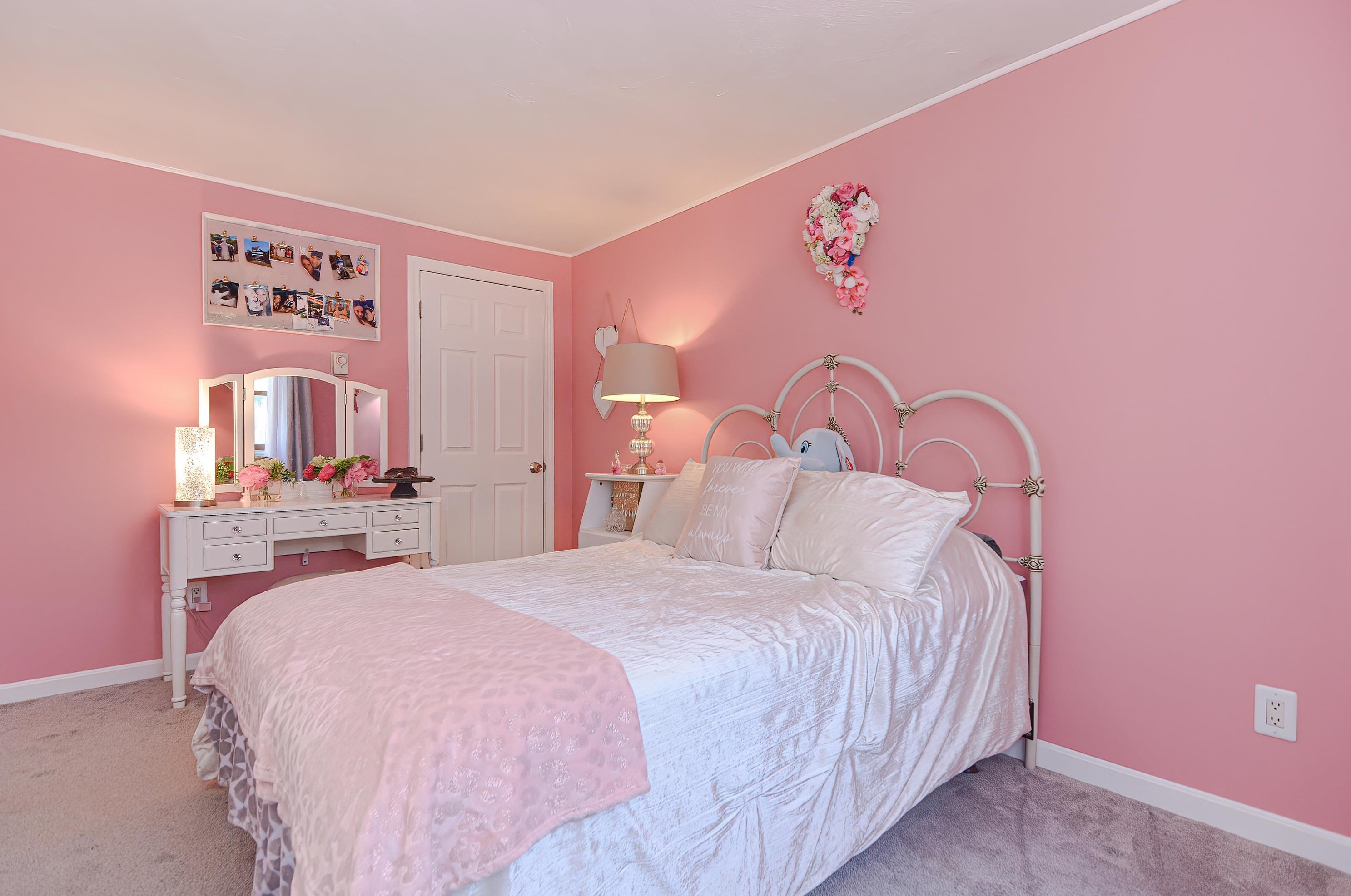 170 Morse Rd, Manchester NH  03104-5714 exterior