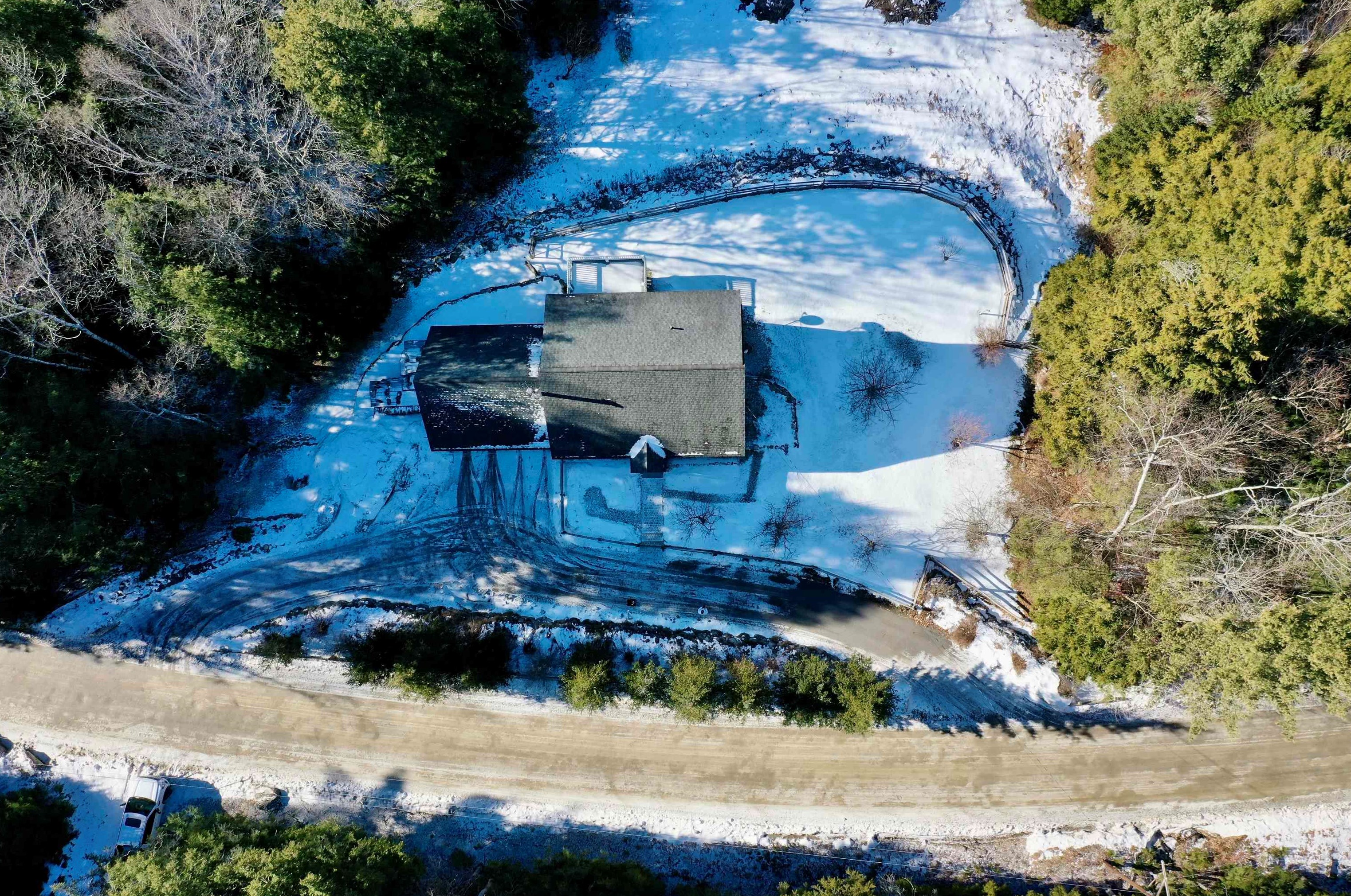 68 Stoney Brk Rd, Newbury NH 03255-6022 exterior