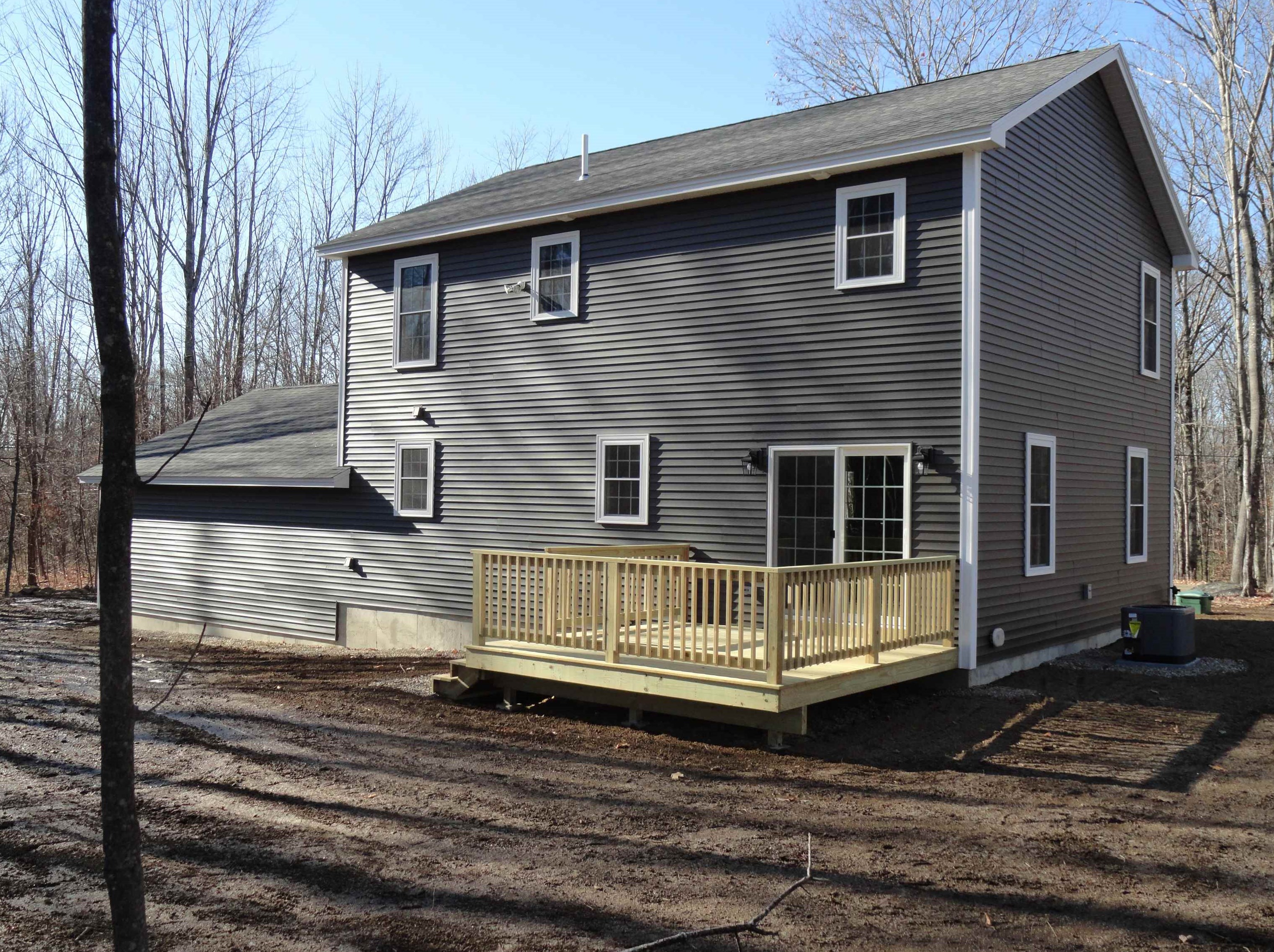 9 Old Turnpike Rd, Northwood, NH 03261