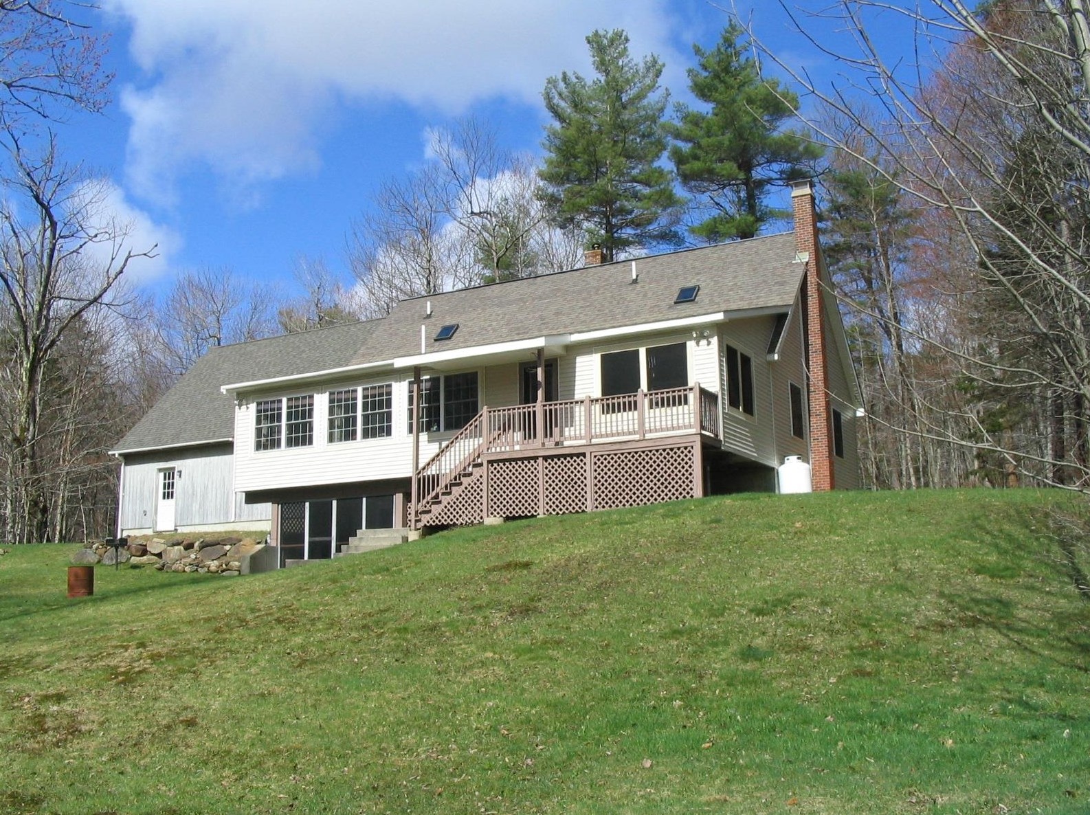 418 Old Stoddard Rd, Nelson NH  03457-5608 exterior