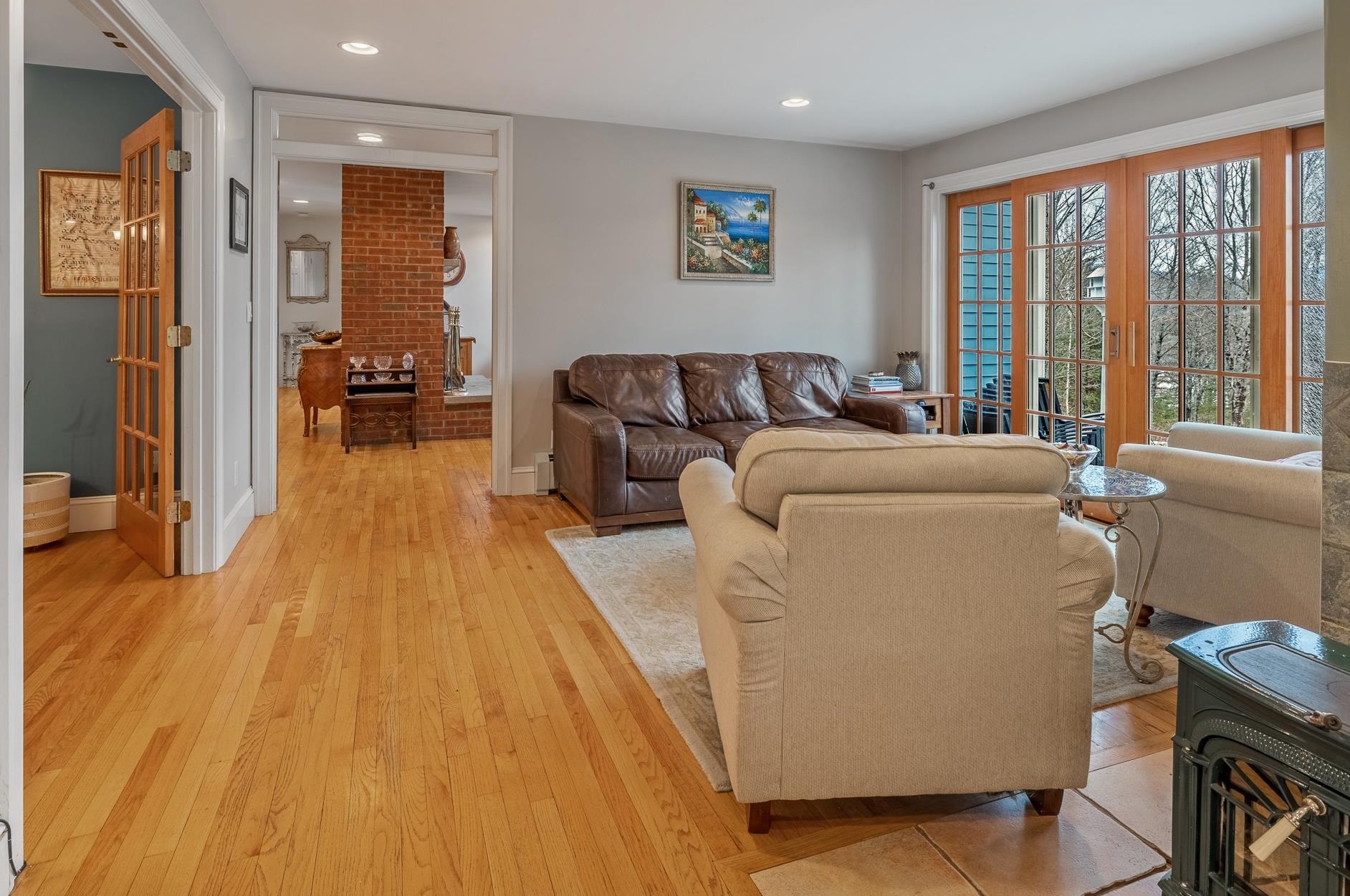 1 Tavern Ln, Lyme NH  03768-3325 exterior