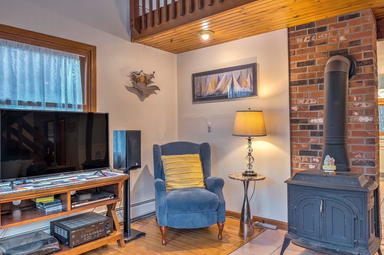 32 Longmeadow Dr, Troy NH  03465-2302 exterior