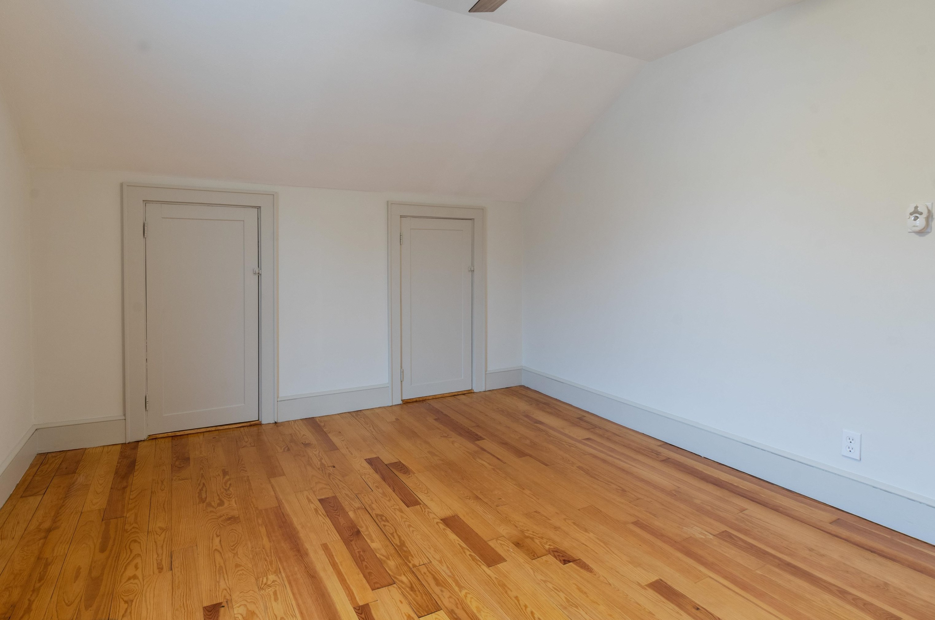 125 Precourt St, Manchester NH  03102-4226 exterior