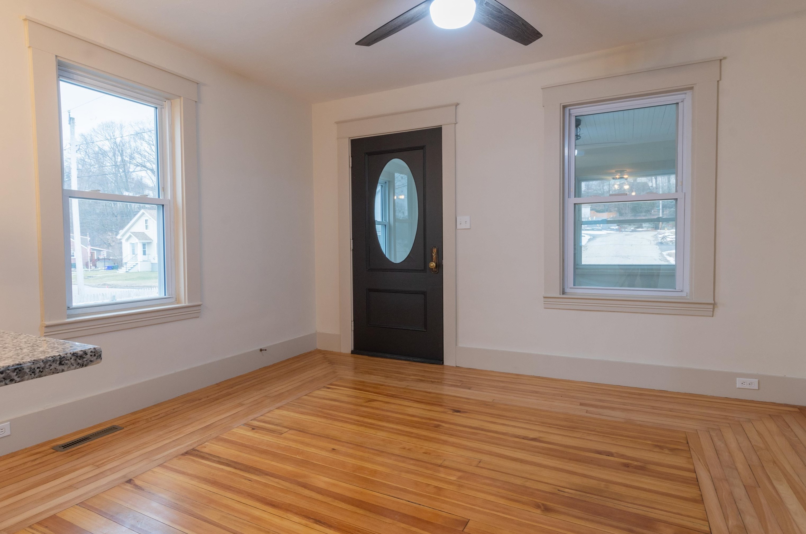 125 Precourt St, Manchester NH  03102-4226 exterior