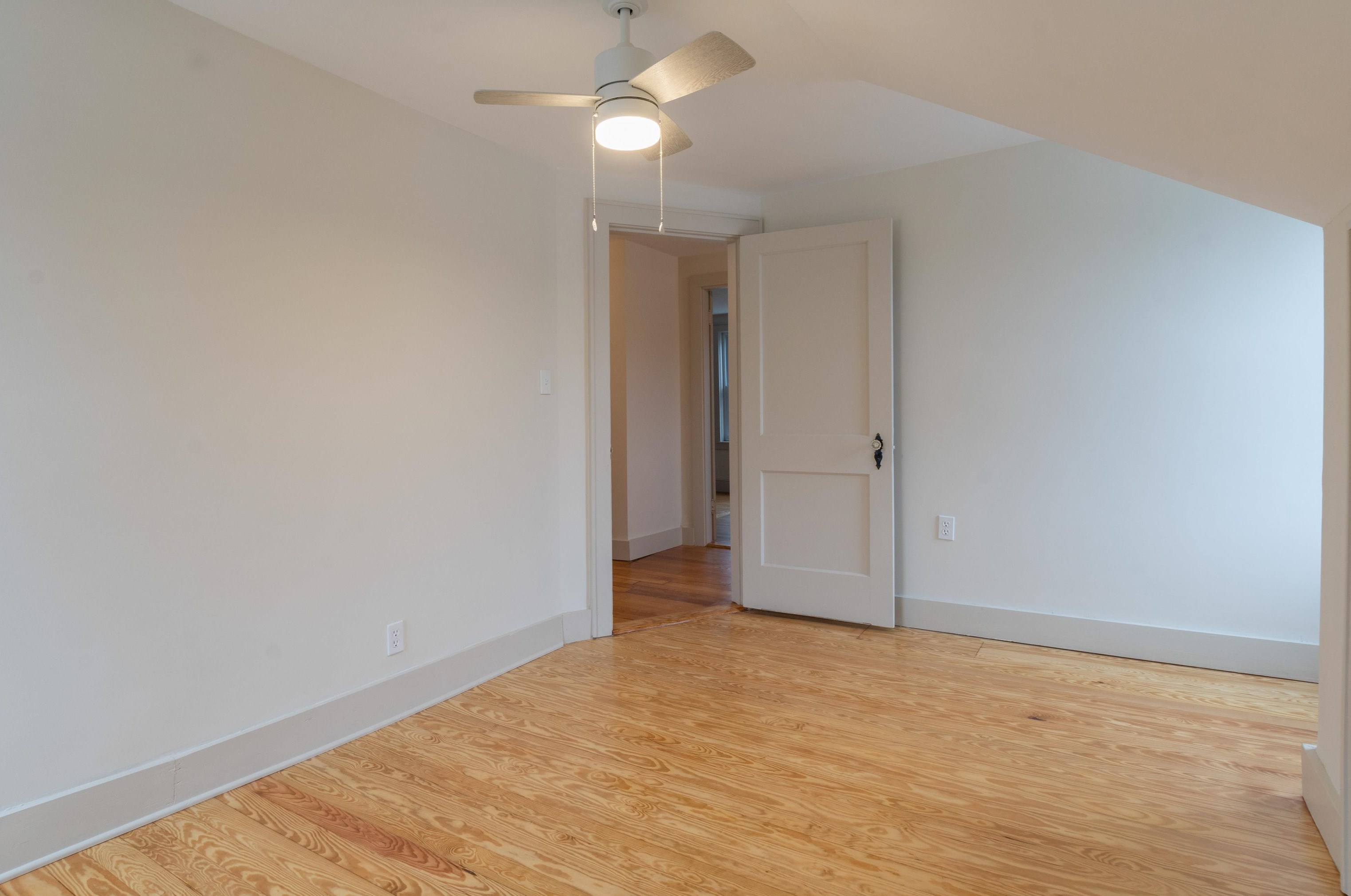 125 Precourt St, Manchester NH  03102-4226 exterior