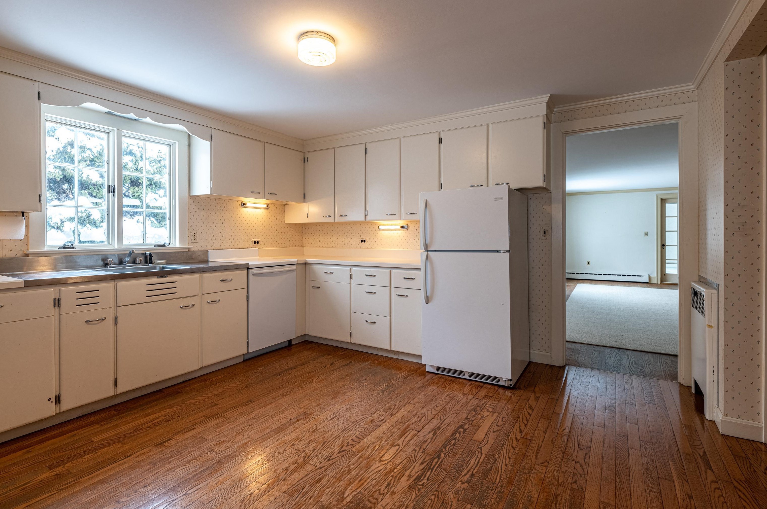 8 Balch St, Hanover NH 03755-2234 exterior