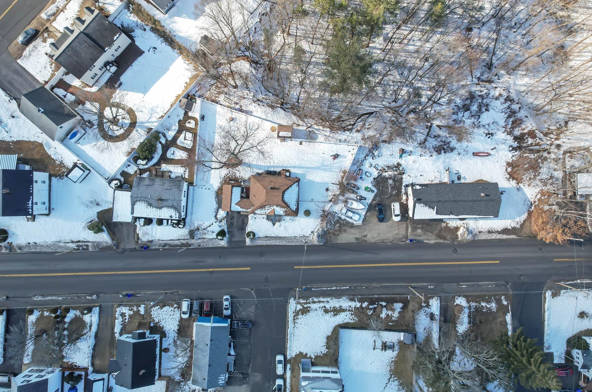 428 Mast Rd, Manchester NH  03102-3325 exterior