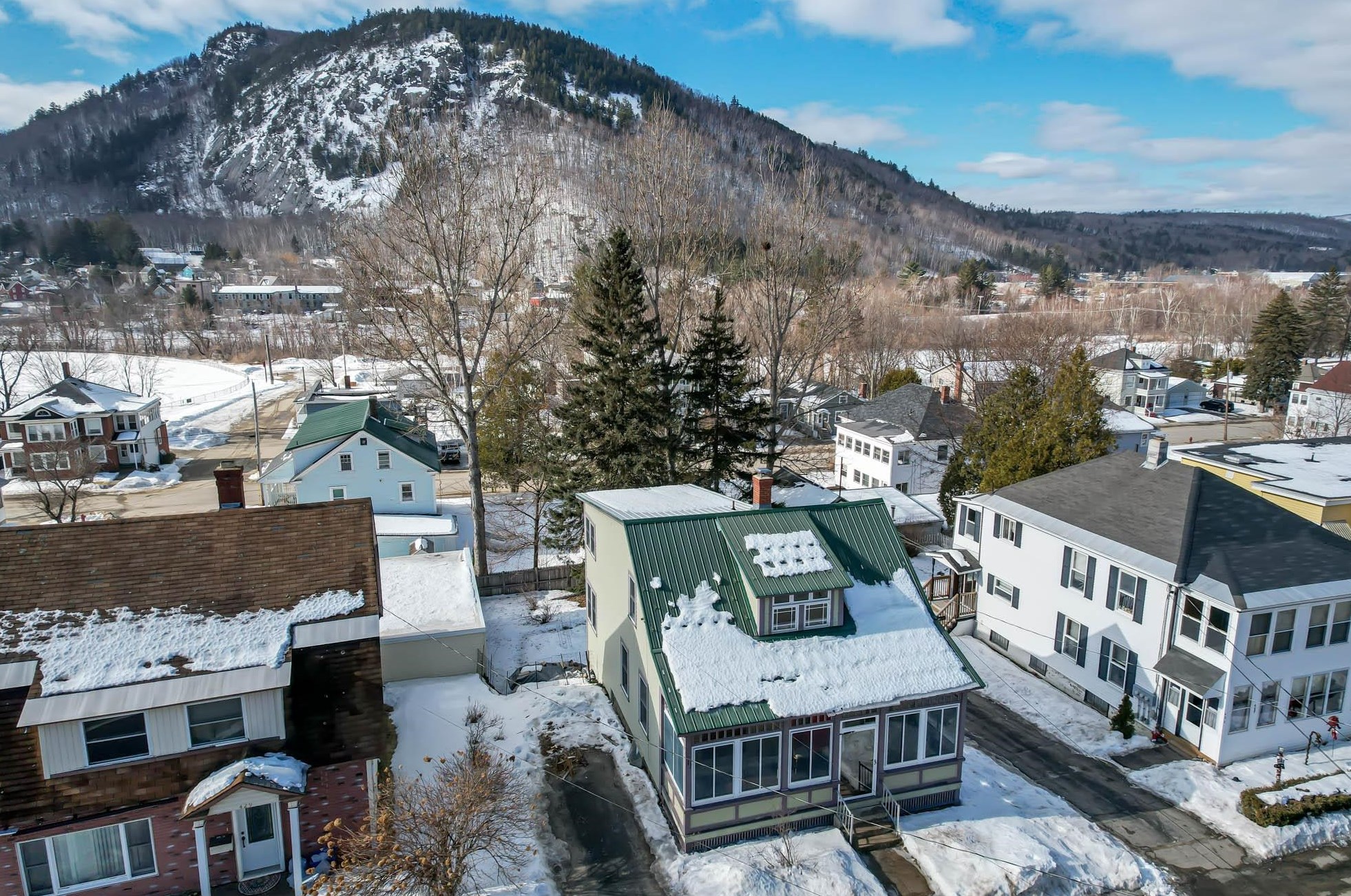 431 Willard St, Berlin NH  03570-1413 exterior