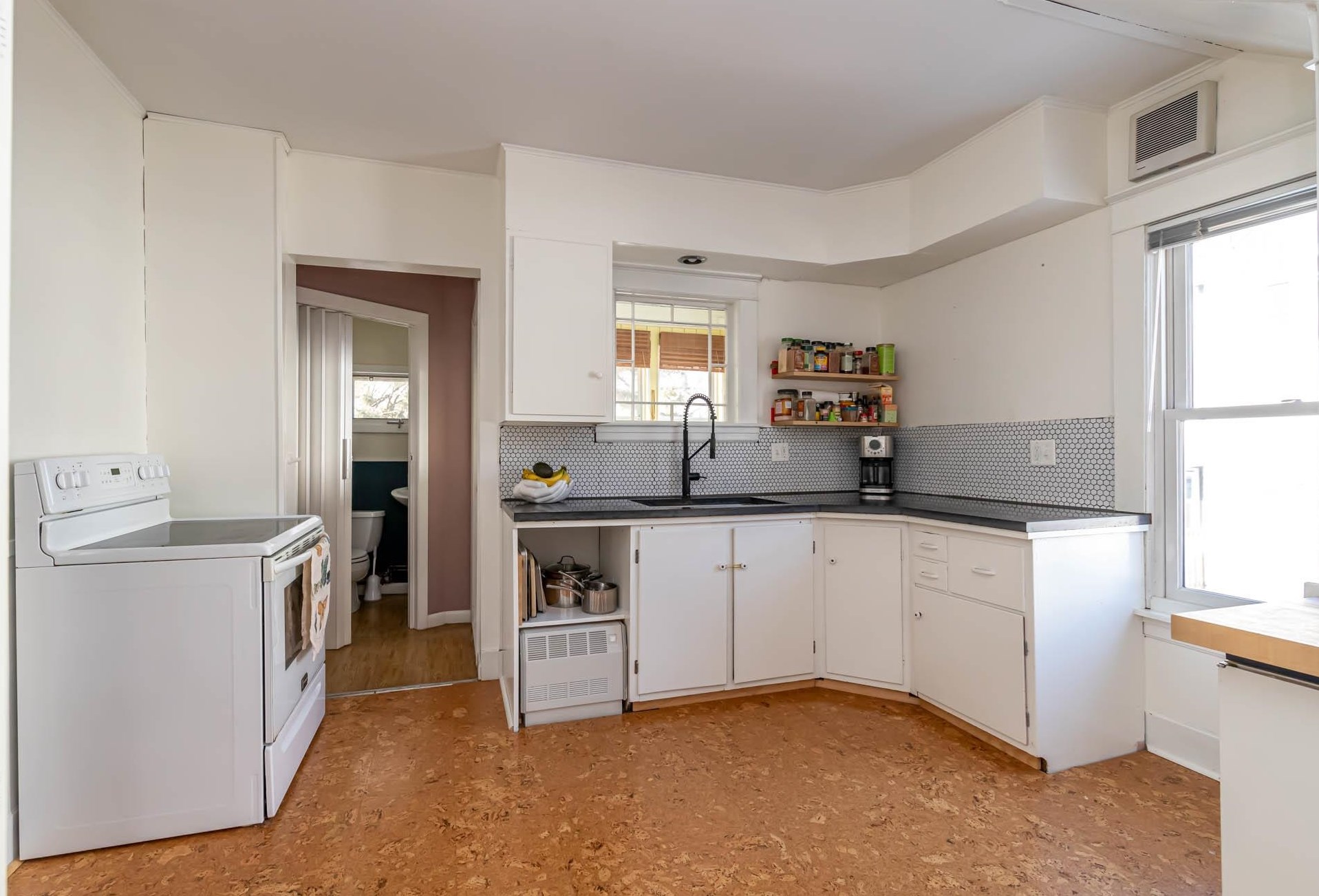 431 Willard St, Berlin NH  03570-1413 exterior