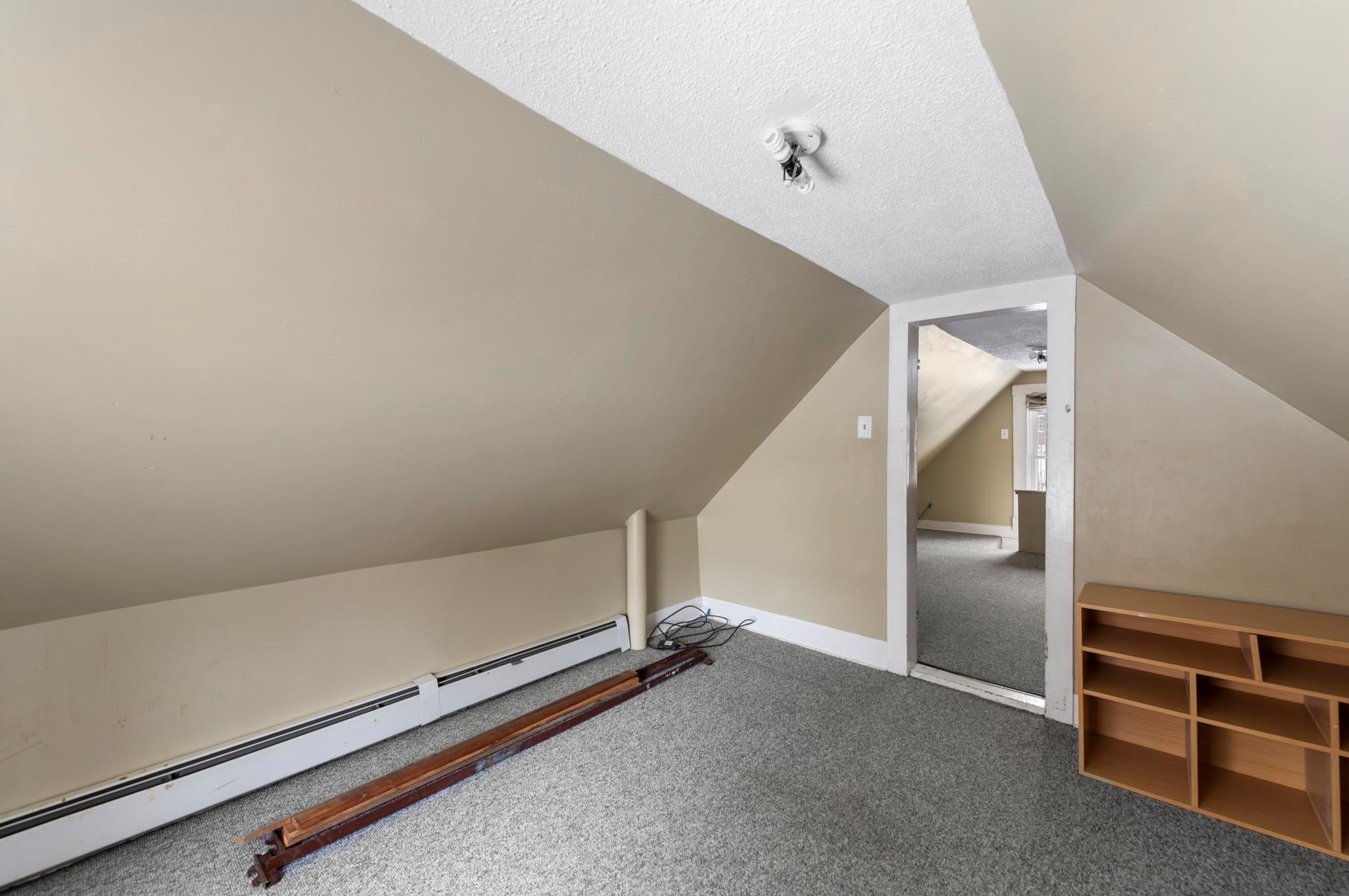 39 Pleasant St, Bridgewater NH  03264-1117 exterior