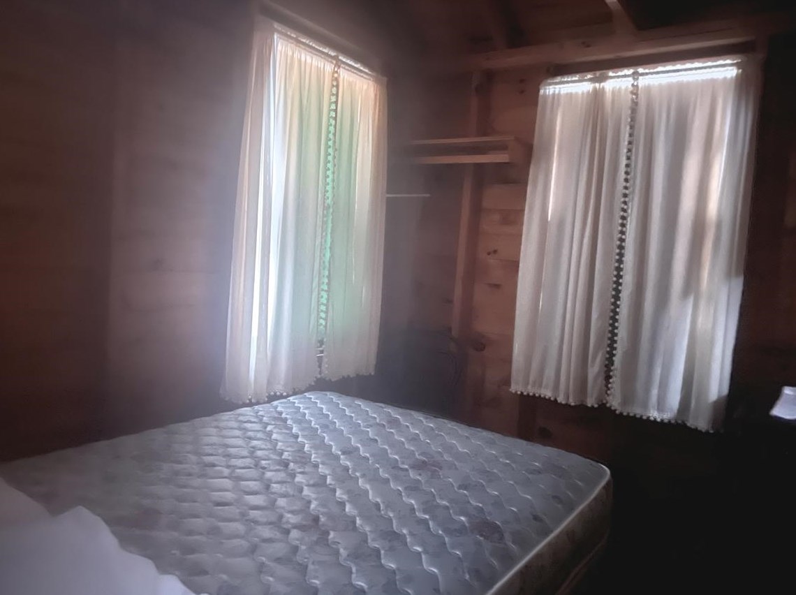 32 Cottage Rd, Bridgewater NH  03222-3704 exterior