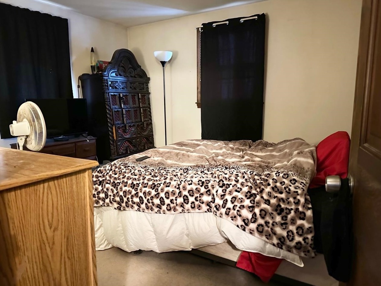 11 Collins Ave, Merrimack NH  03054-3246 exterior