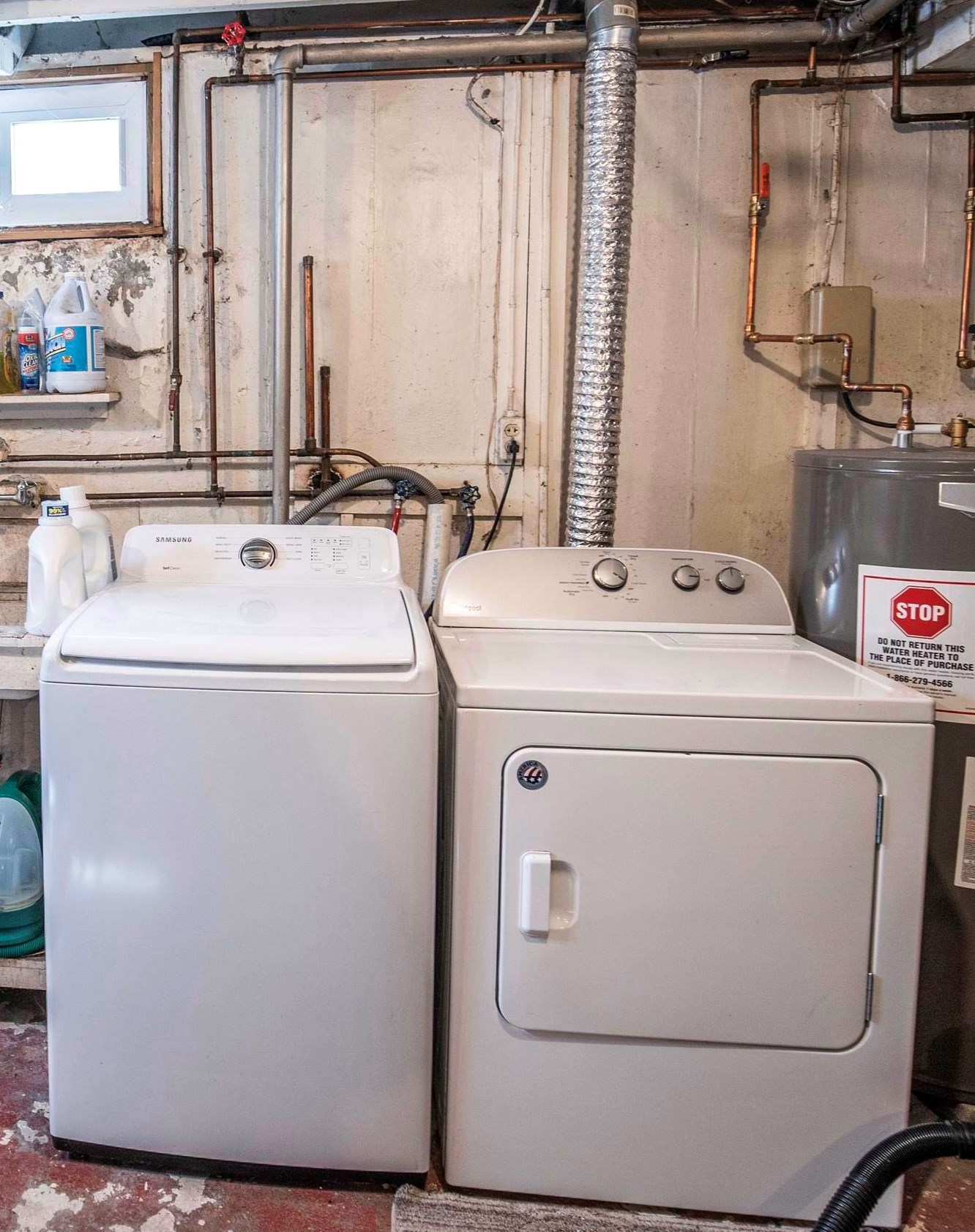 175 Peak St, Manchester NH  03104-3834 exterior