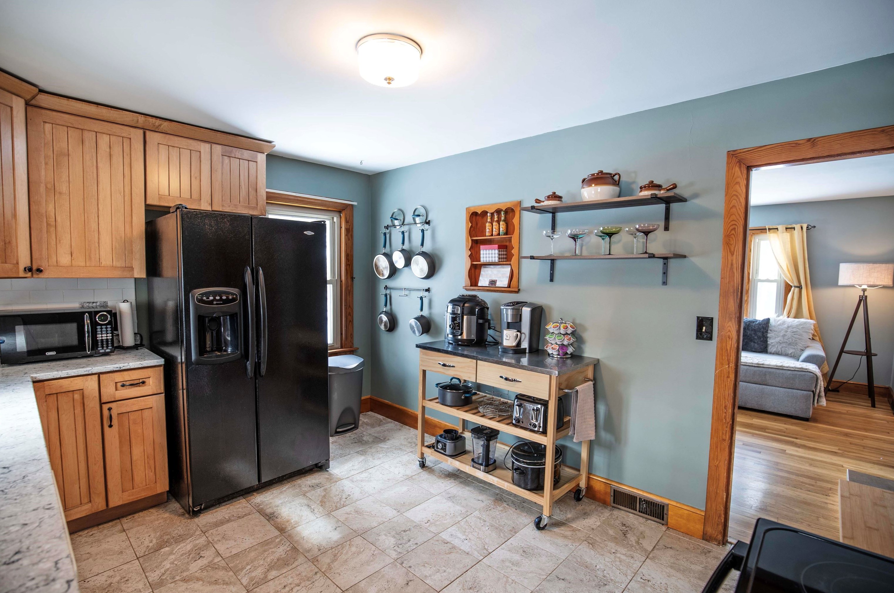 175 Peak St, Manchester NH  03104-3834 exterior