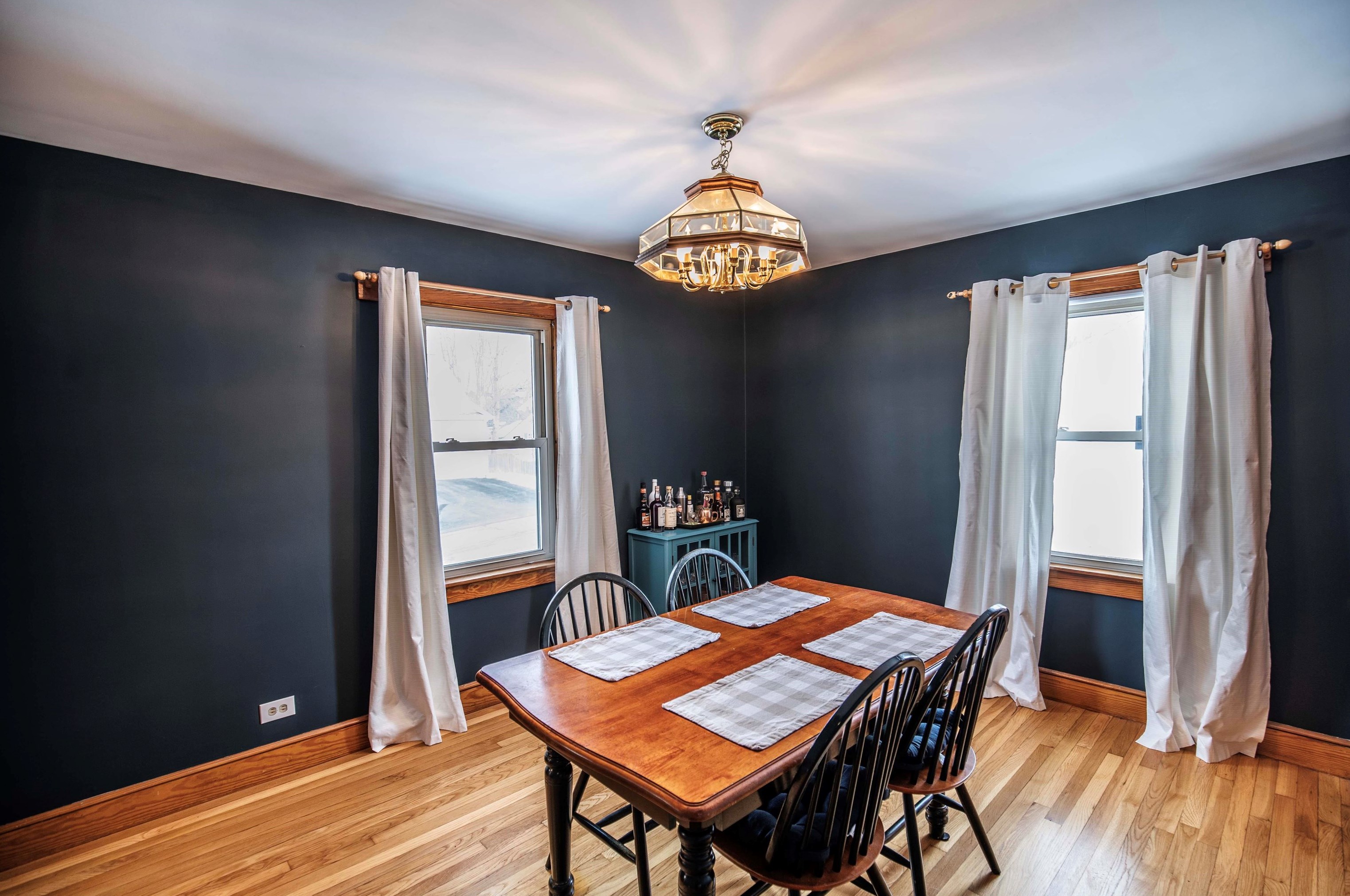 175 Peak St, Manchester NH  03104-3834 exterior