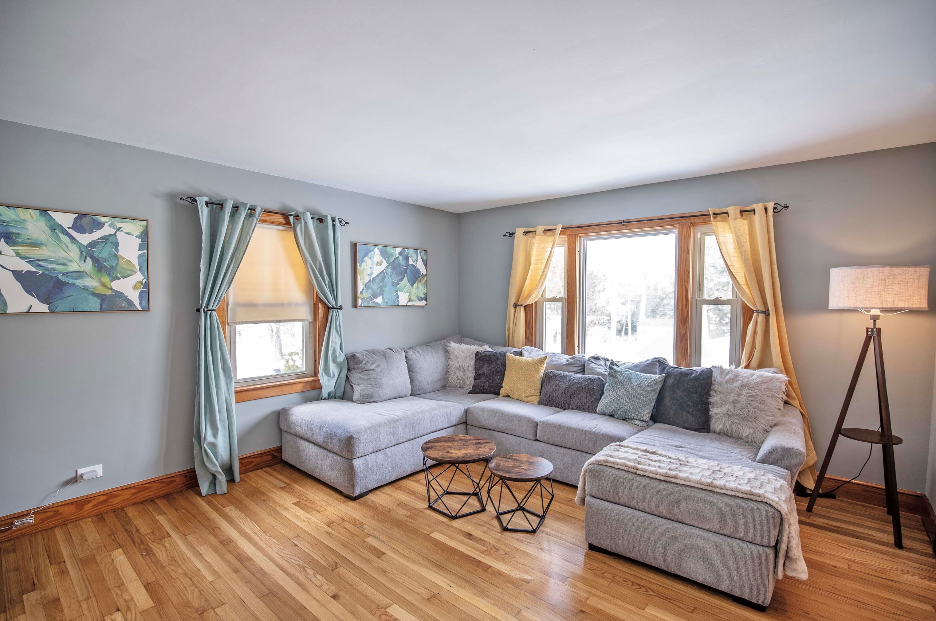 175 Peak St, Manchester NH  03104-3834 exterior