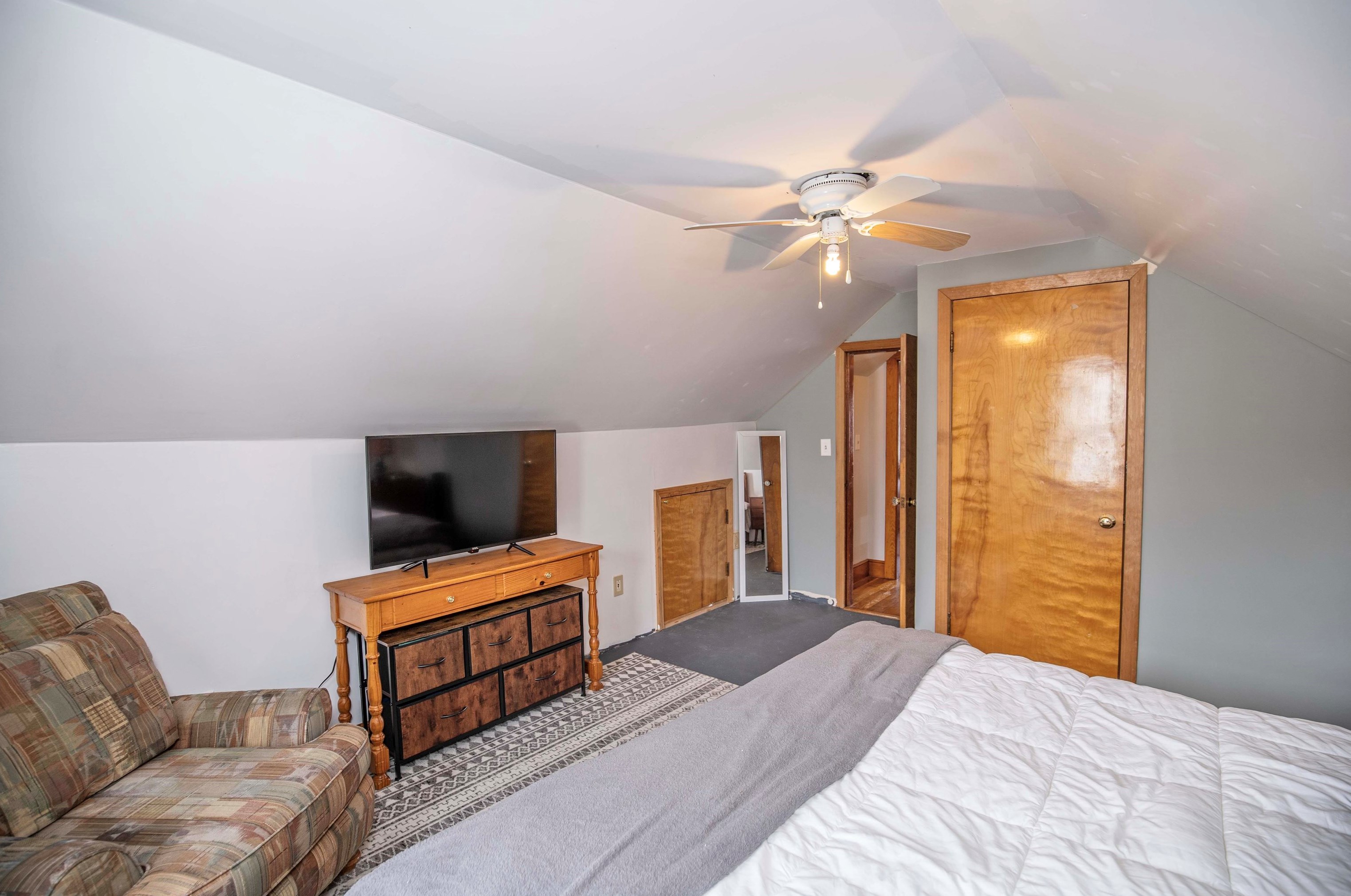 175 Peak St, Manchester NH  03104-3834 exterior