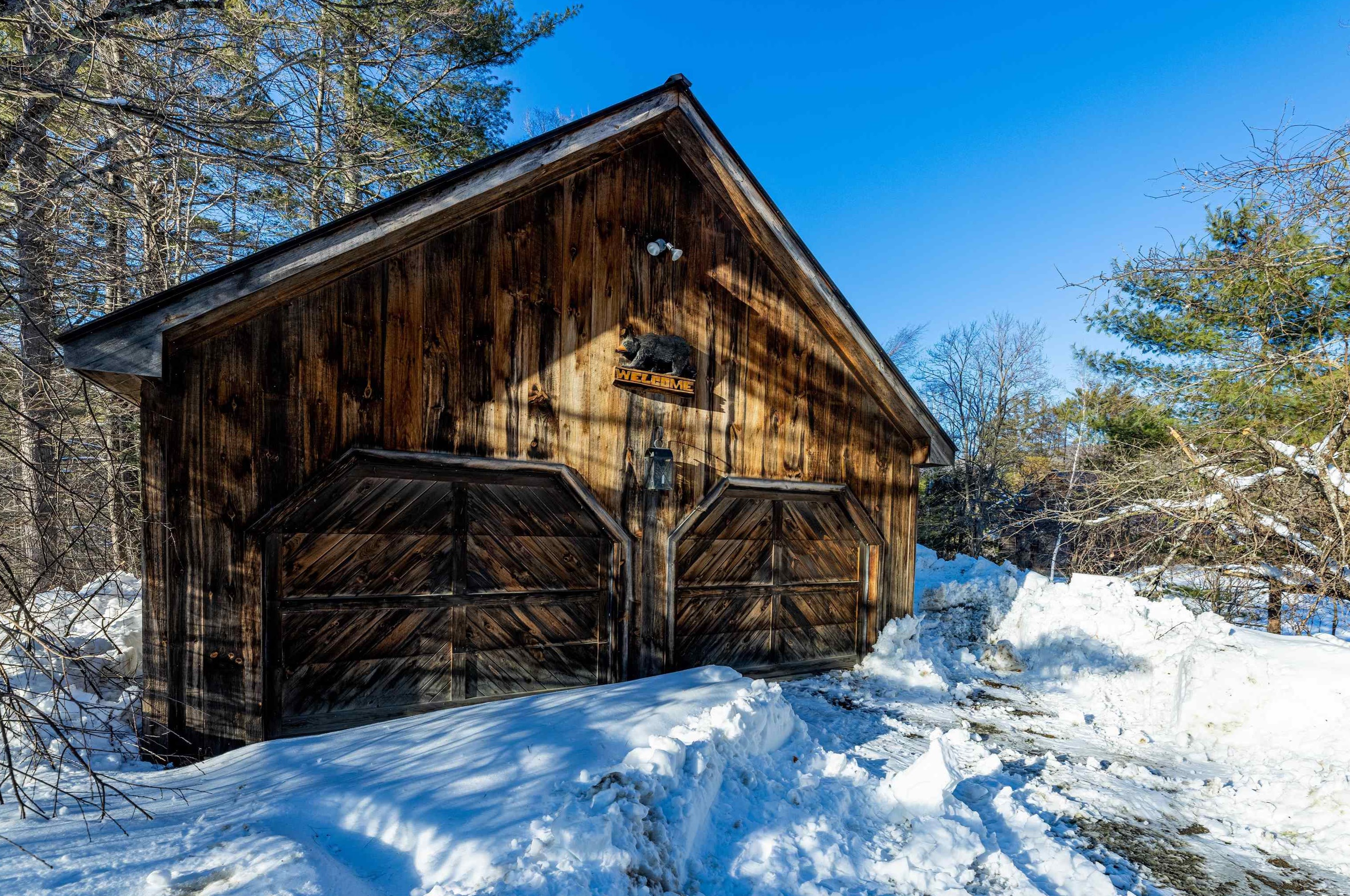 353 Dorchester Rd, Lyme NH  03768-3900 exterior