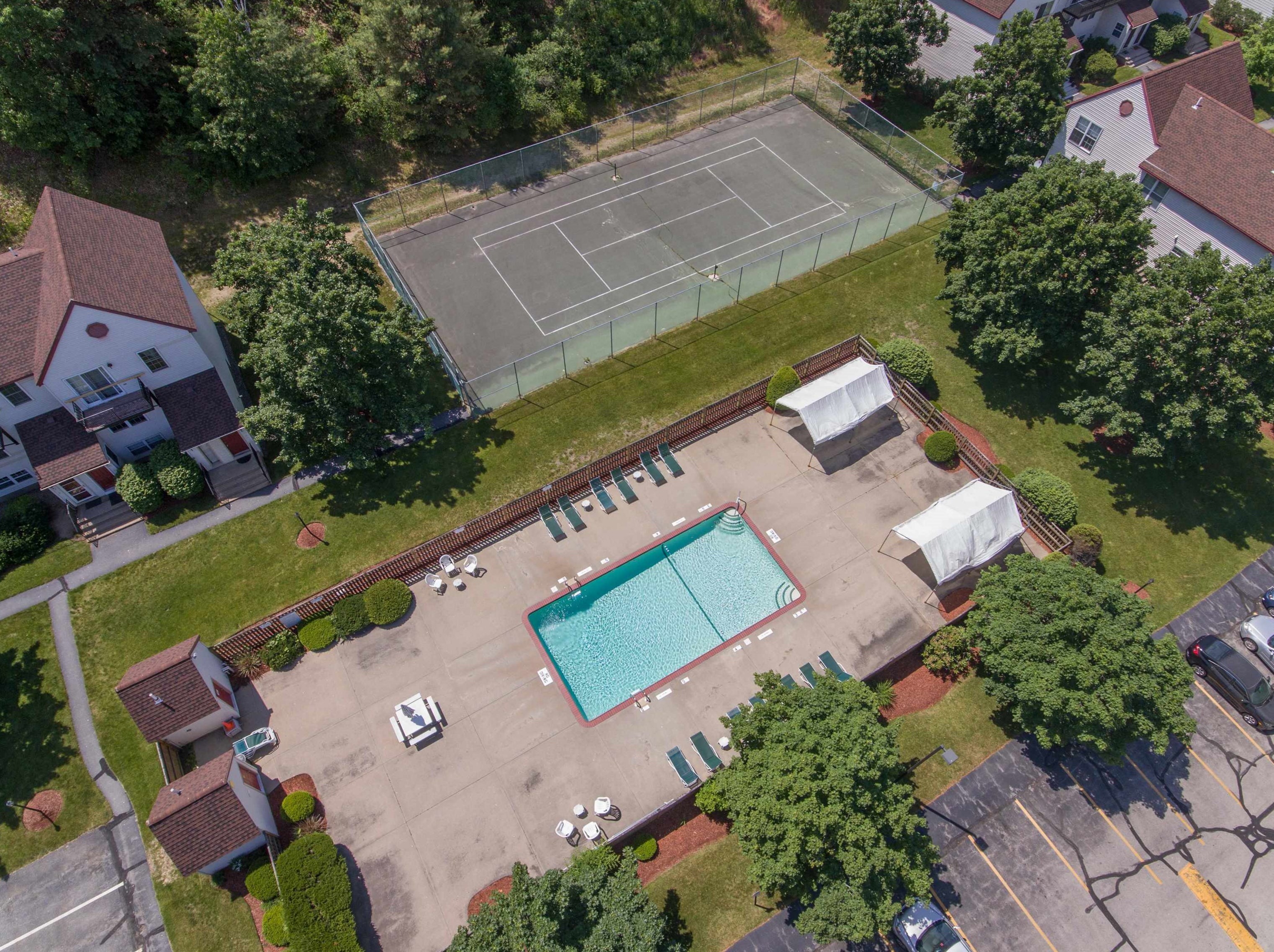 85 Rdg Rd, Merrimack NH exterior