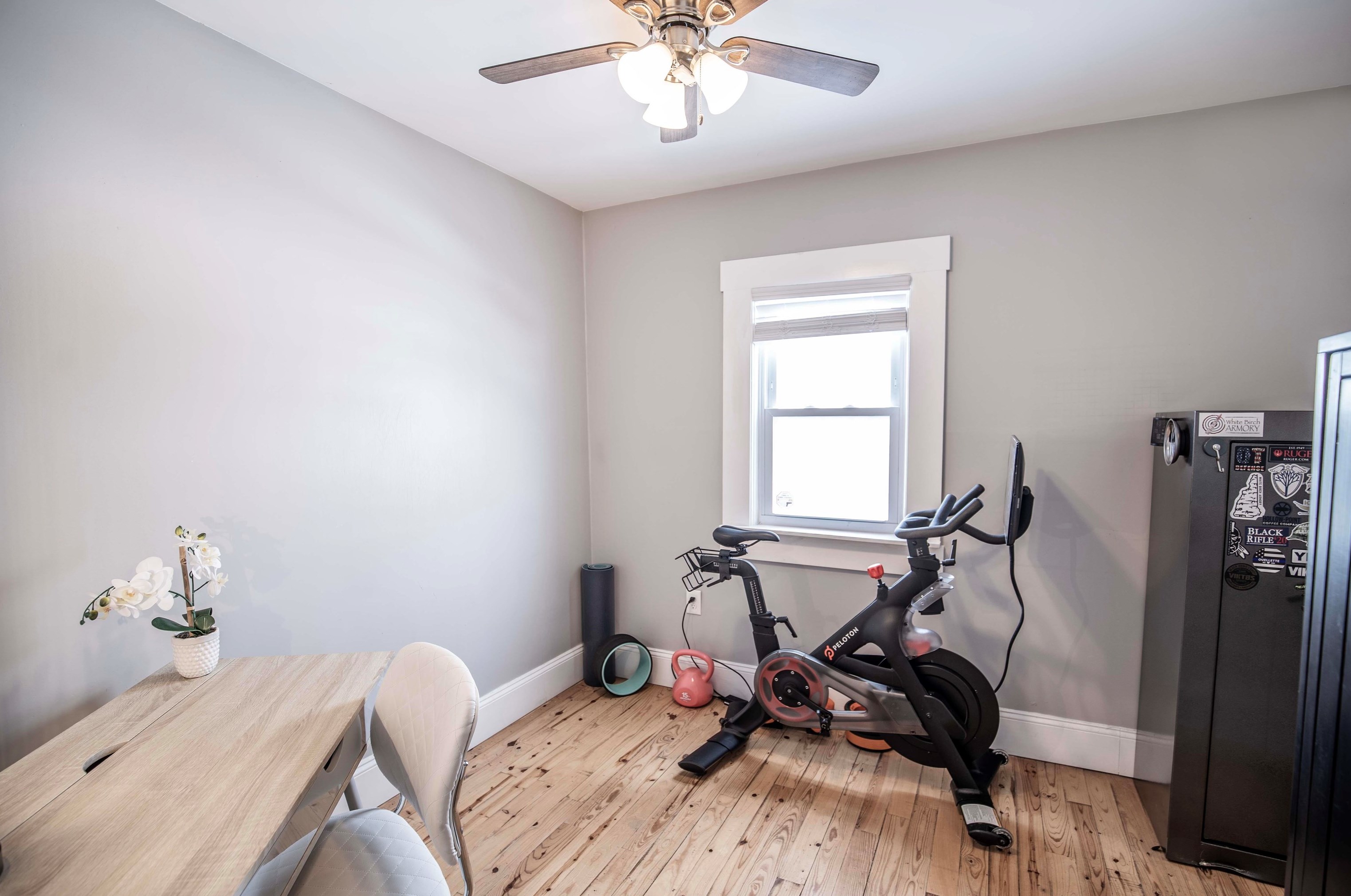 25 Maynard Ave, Manchester NH  03103-3058 exterior