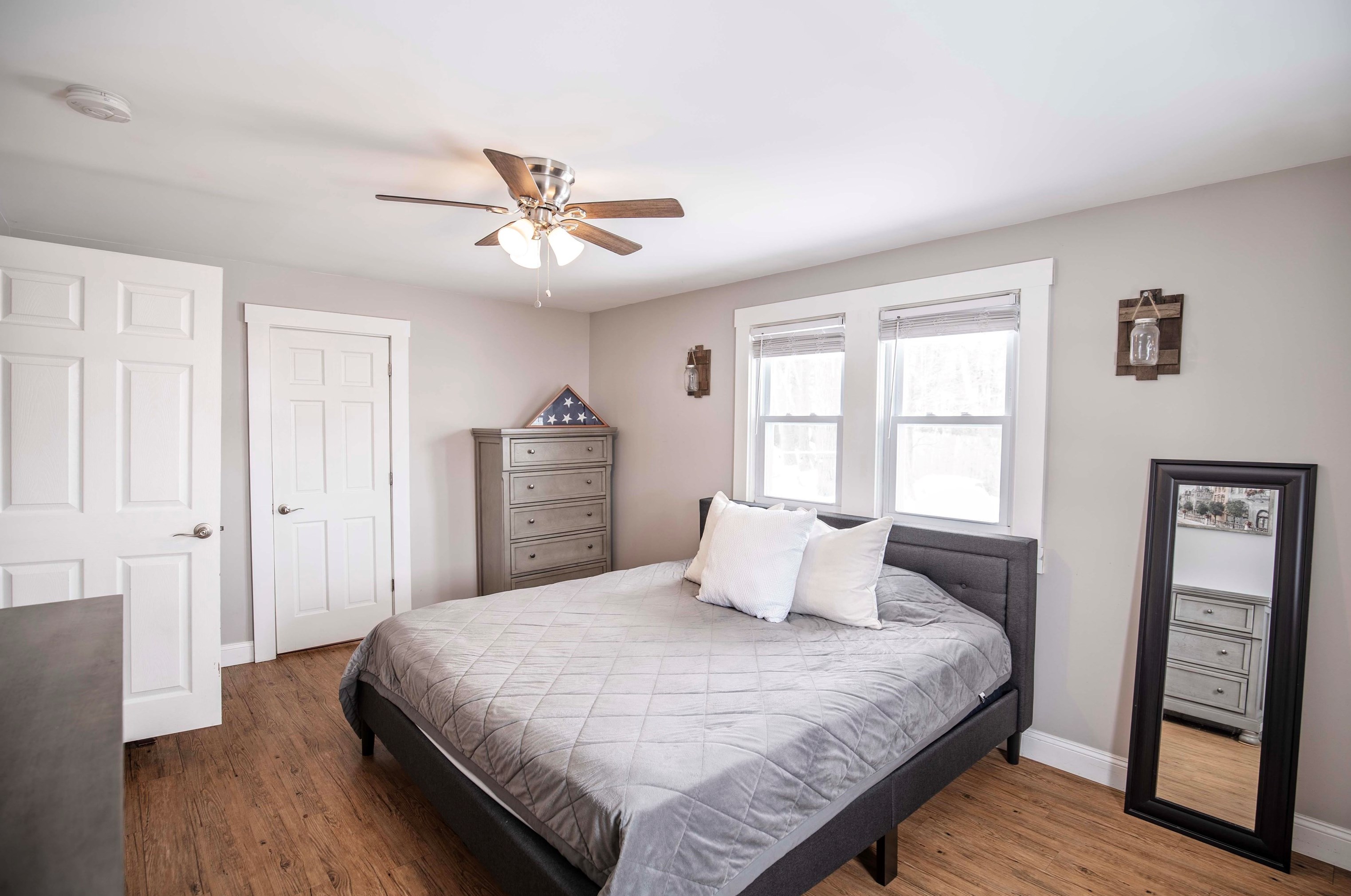 25 Maynard Ave, Manchester NH  03103-3058 exterior