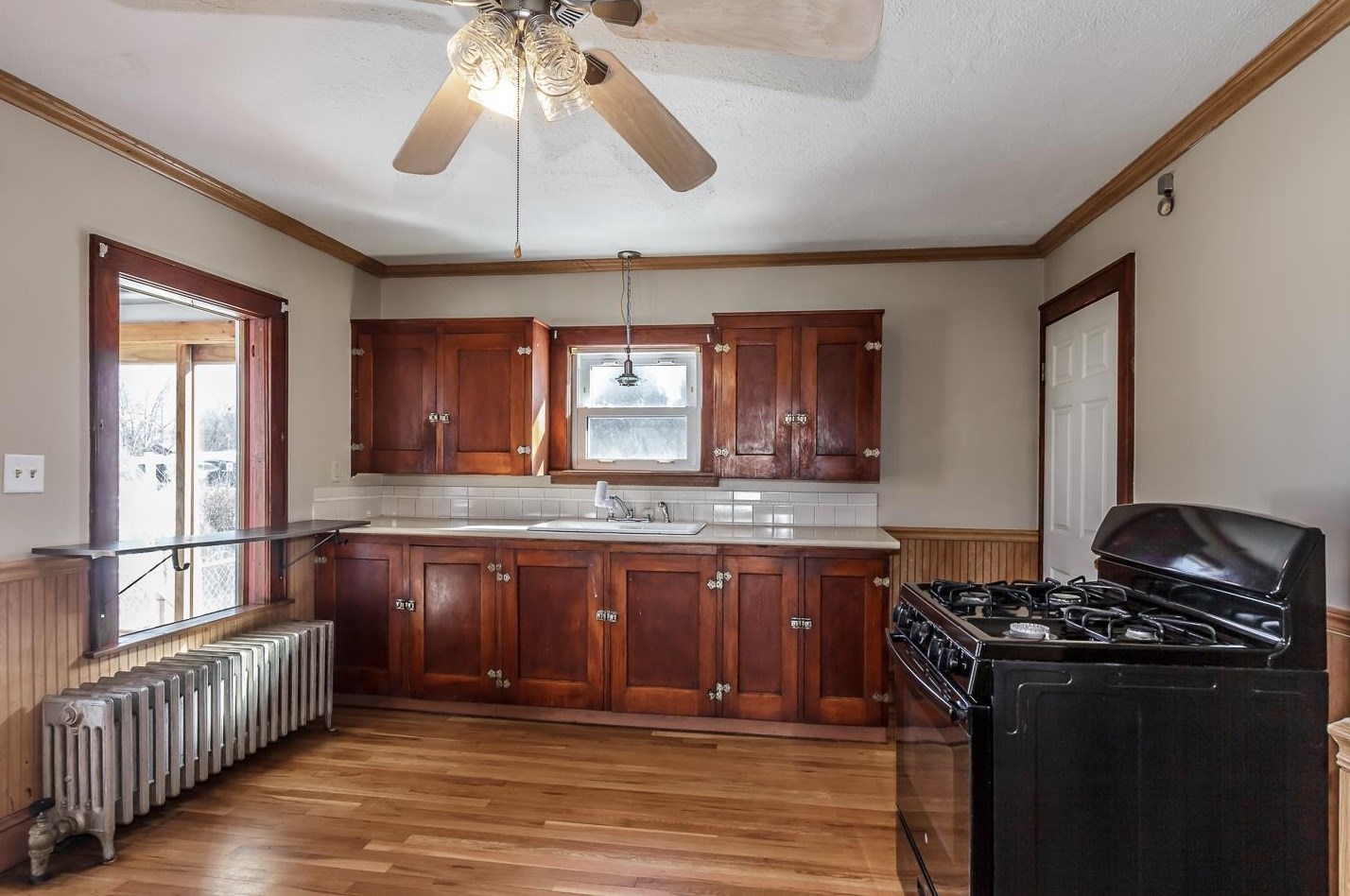 27 Pne St, Manchester NH 03103-5331 exterior