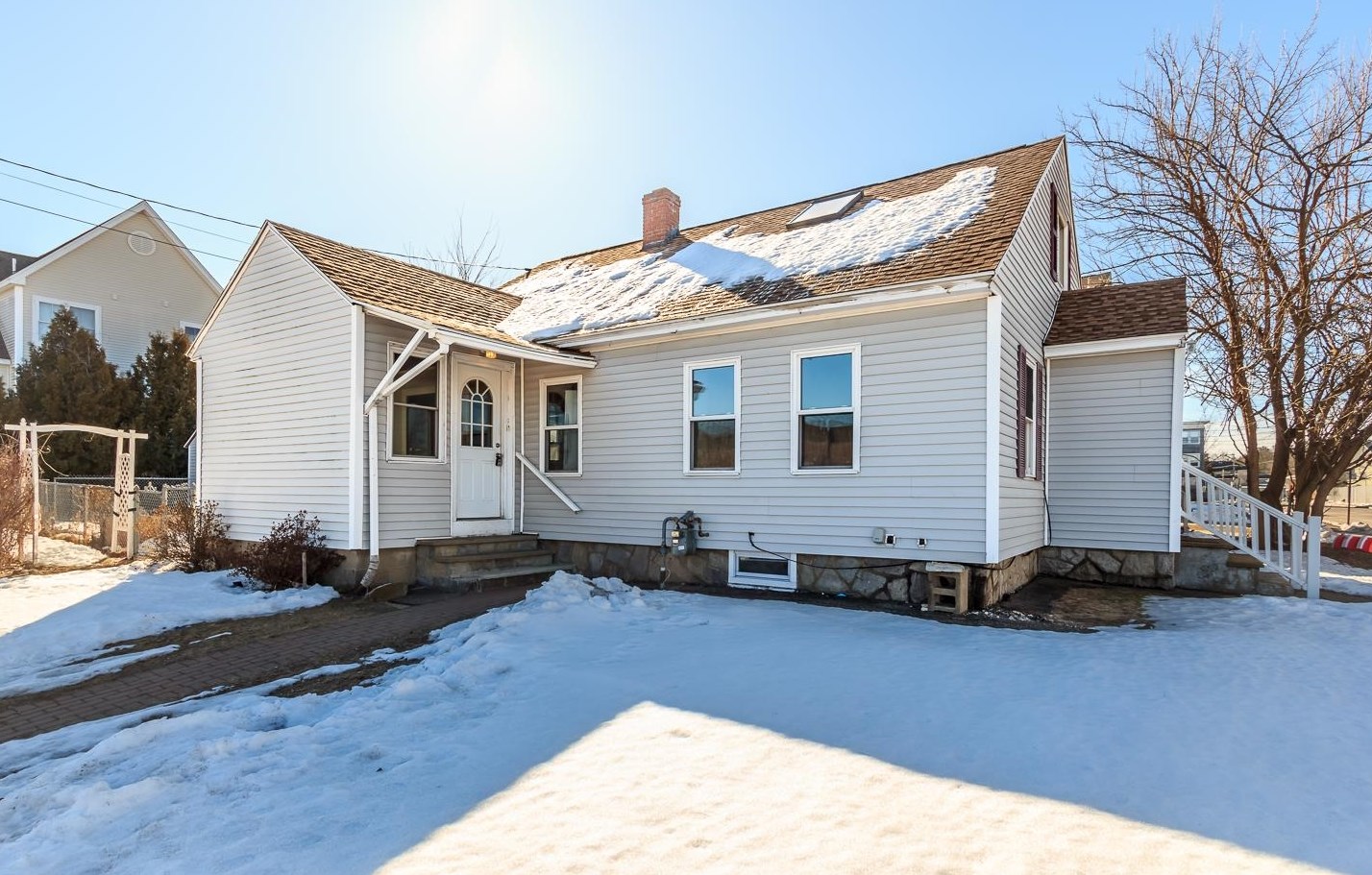 27 Pne St, Manchester NH 03103-5331 exterior