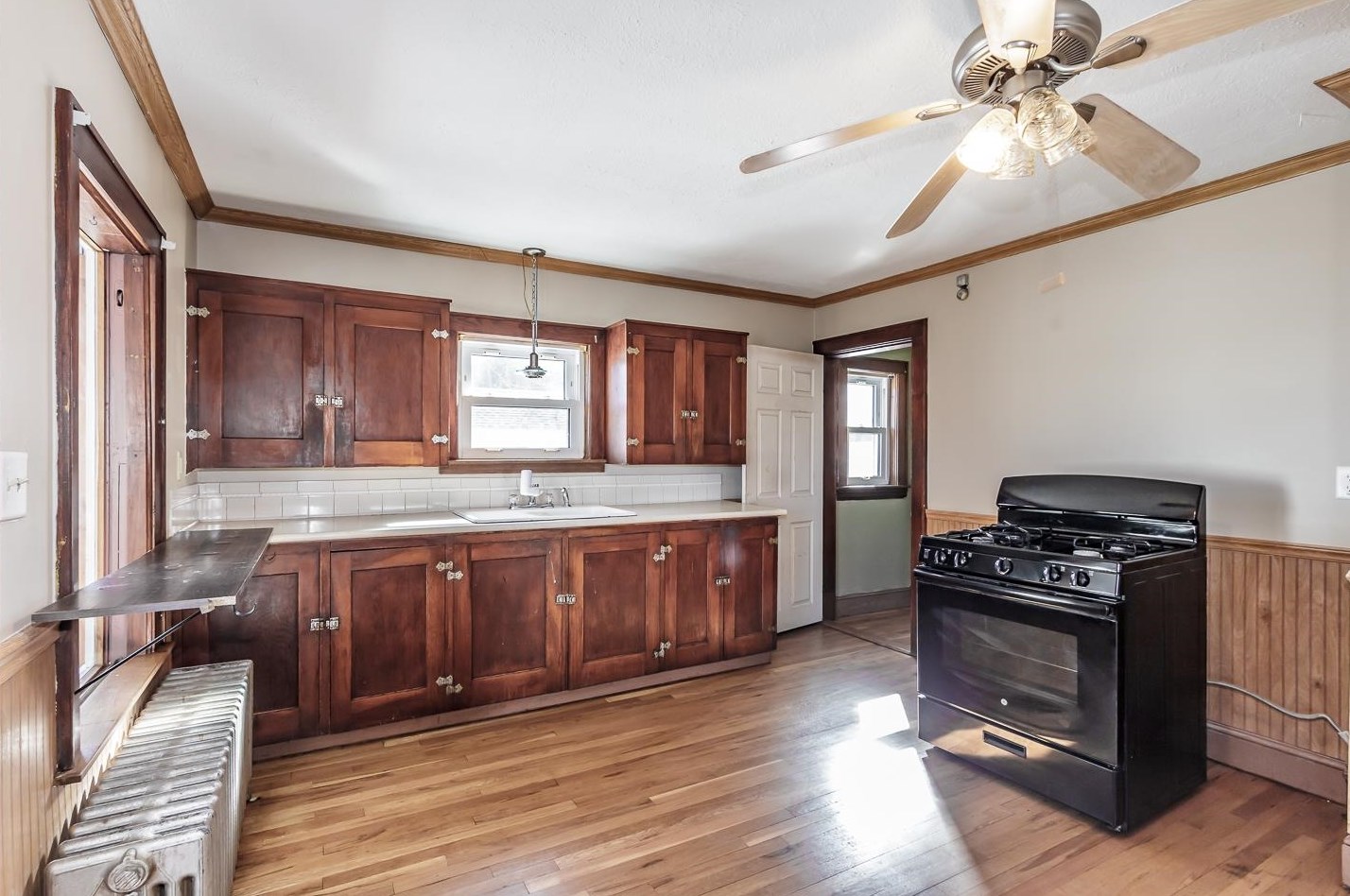 27 Pne St, Manchester NH 03103-5331 exterior