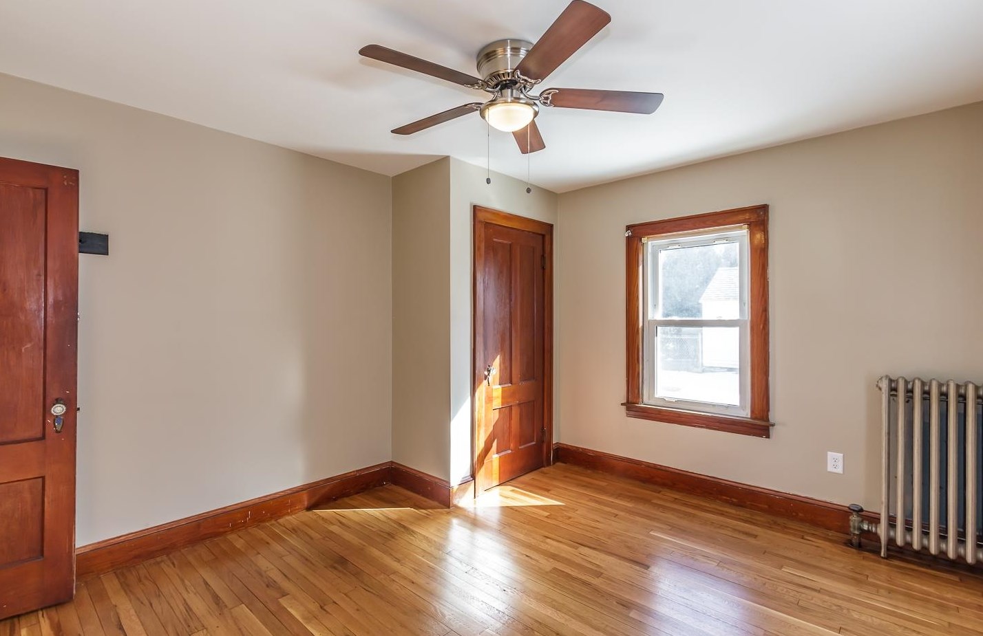 27 Pne St, Manchester NH 03103-5331 exterior