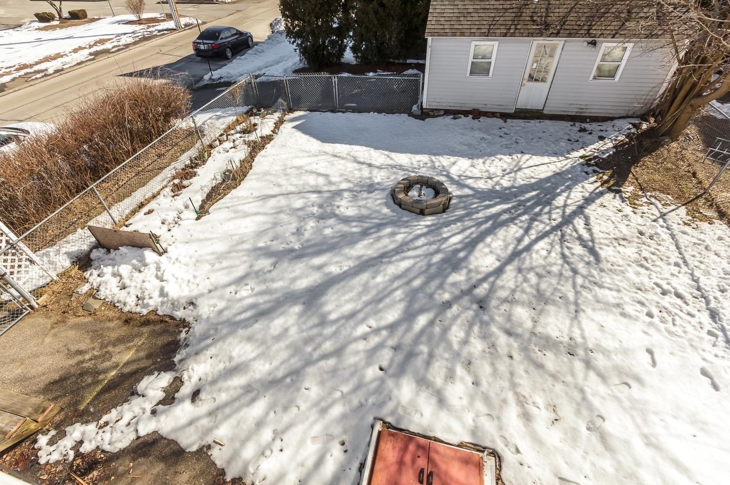 27 Pne St, Manchester NH 03103-5331 exterior