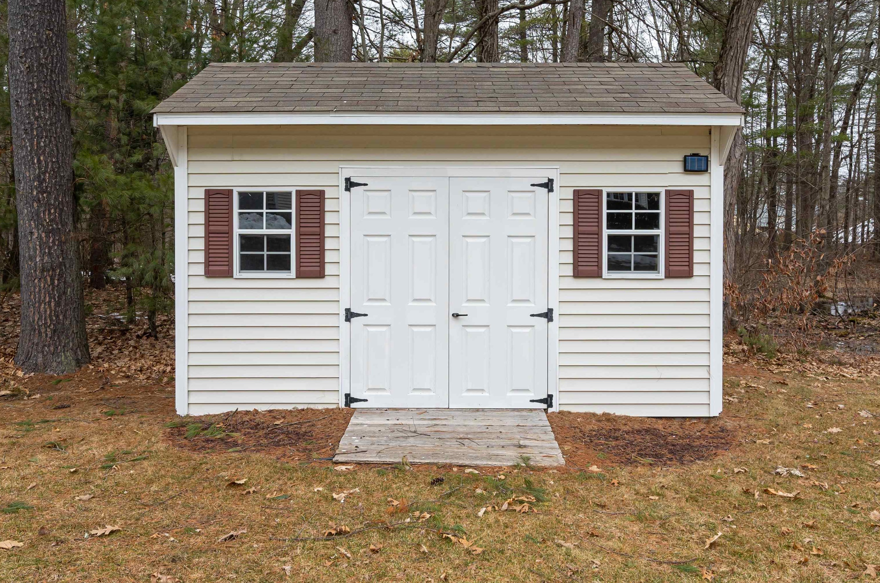 32 Lynne Dr, Hollis, NH 03049
