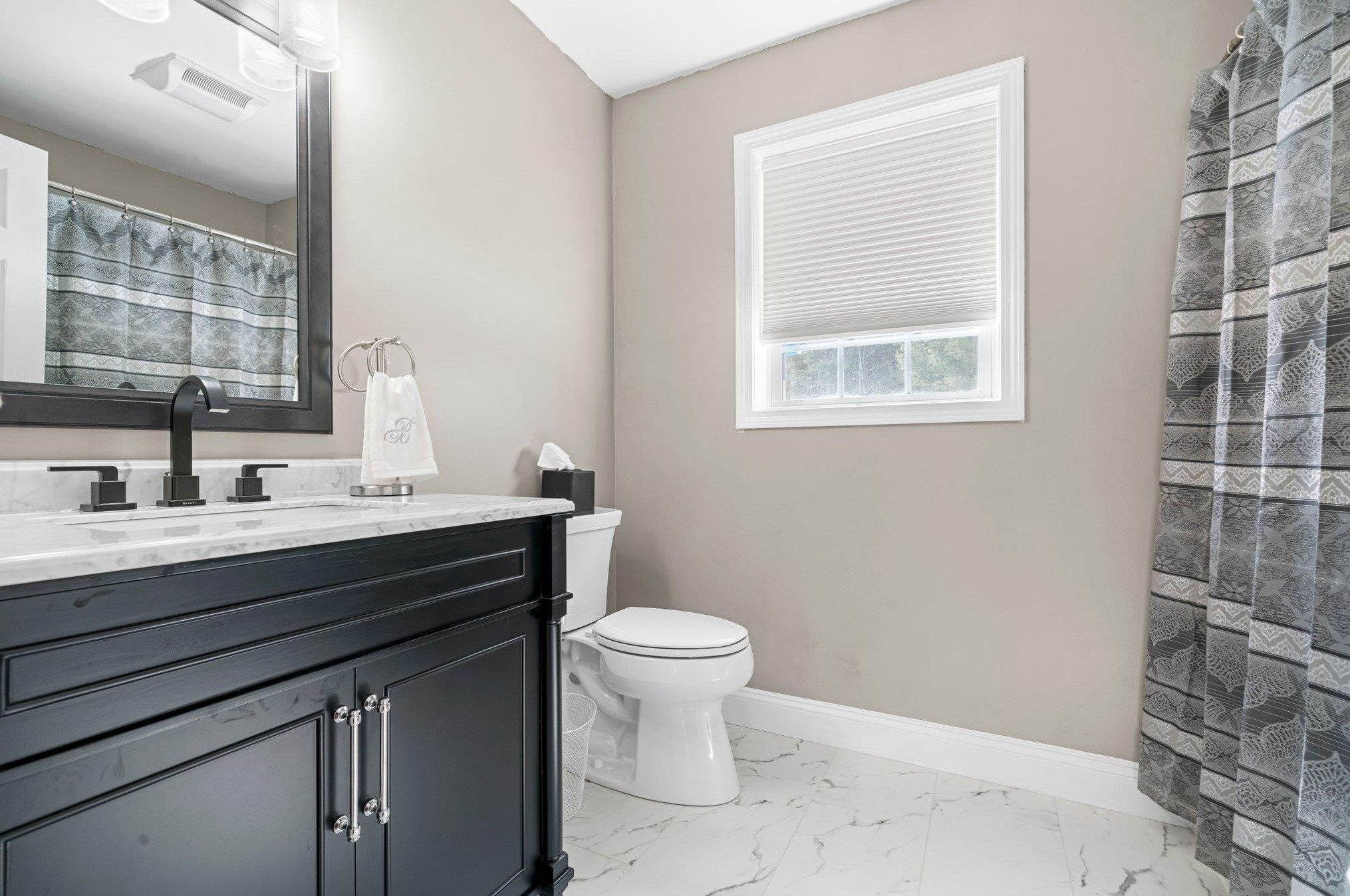 1110 Goffstown Rd, Manchester NH  03102-2359 exterior