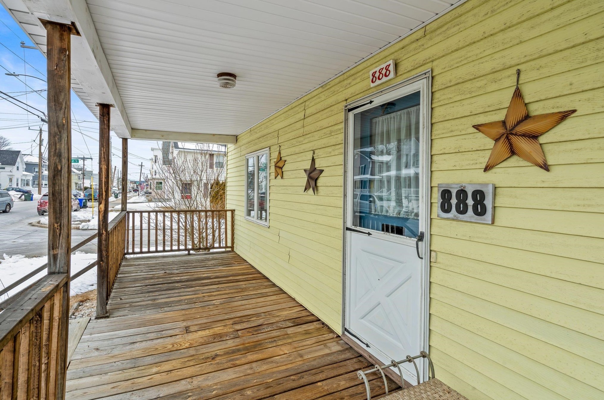 888 Somerville St, Manchester NH  03103-3730 exterior