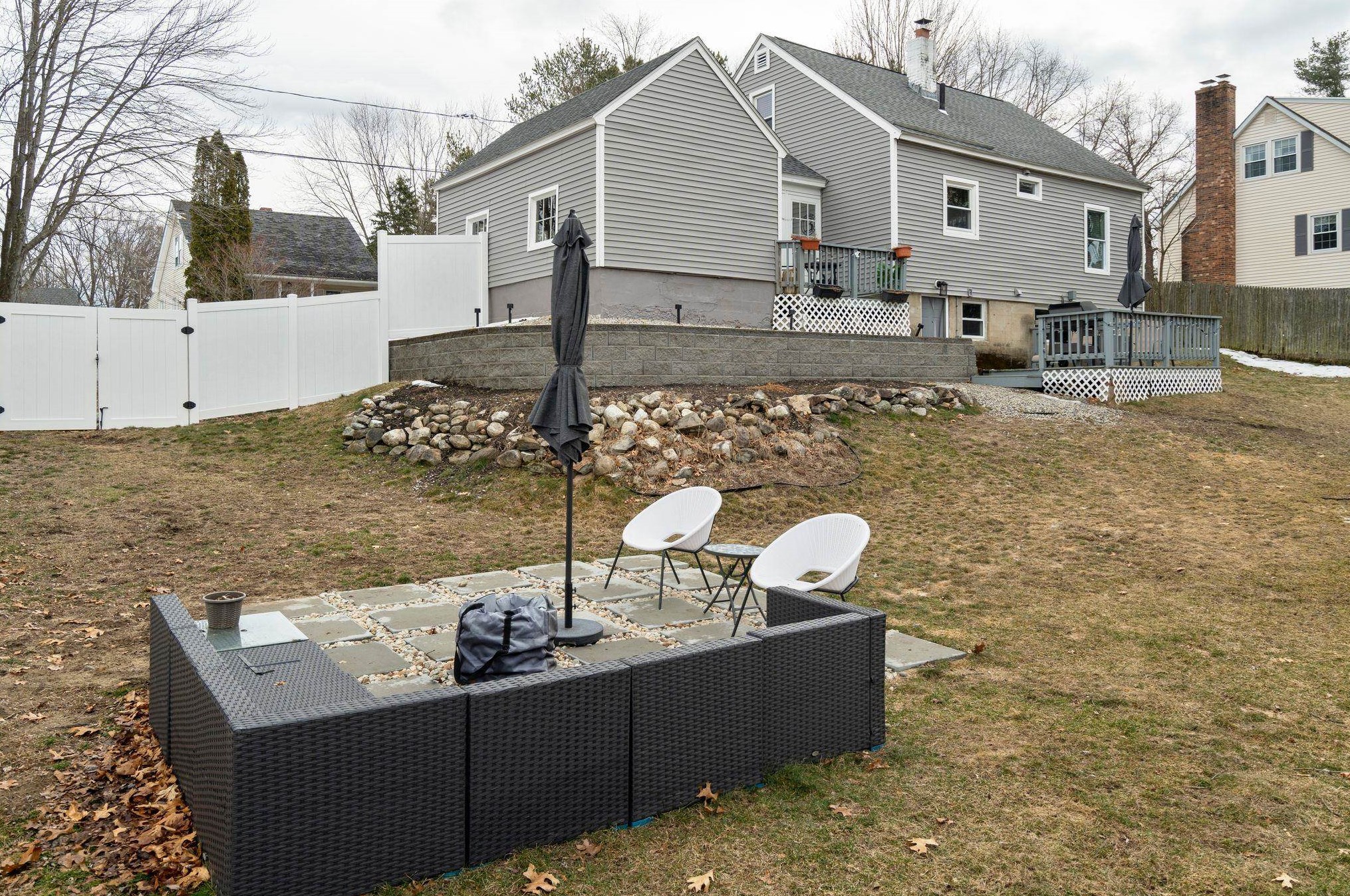 34 Exchange Ave, Manchester NH  03104-1530 exterior