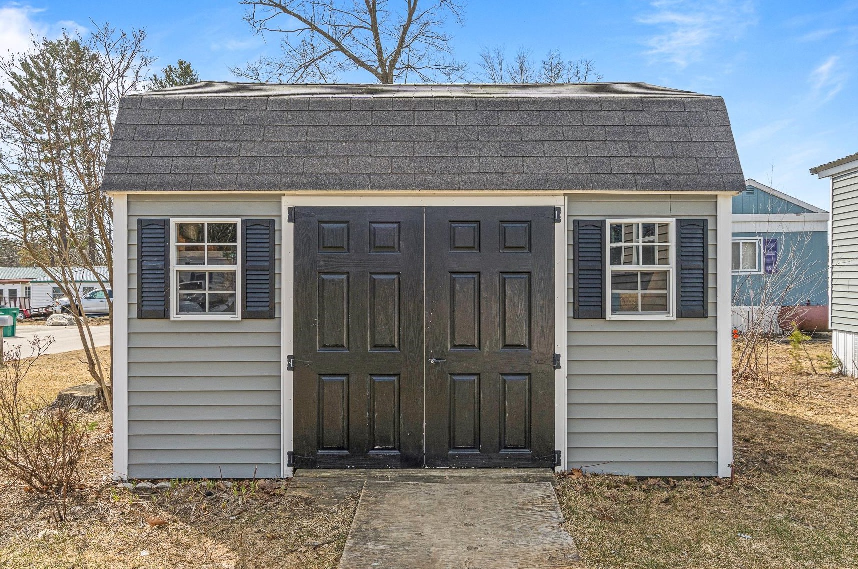 11 Clayton Ave, Rochester NH  03867-4847 exterior