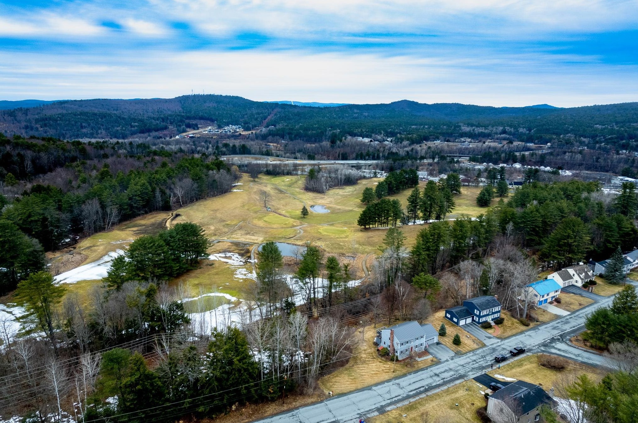 96 Buckingham Pl, Lebanon NH  03766-2609 exterior