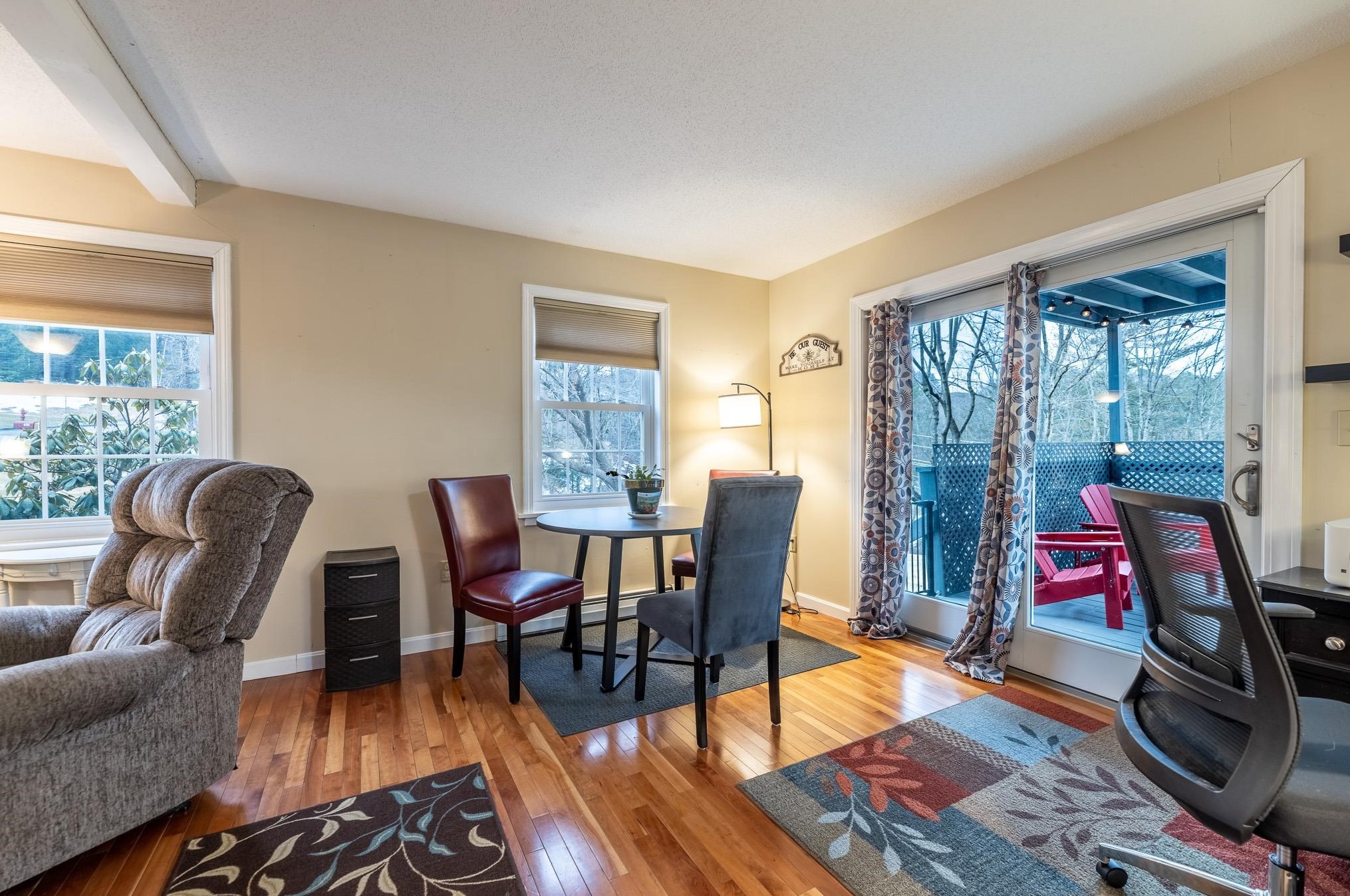 96 Buckingham Pl, Lebanon NH  03766-2609 exterior