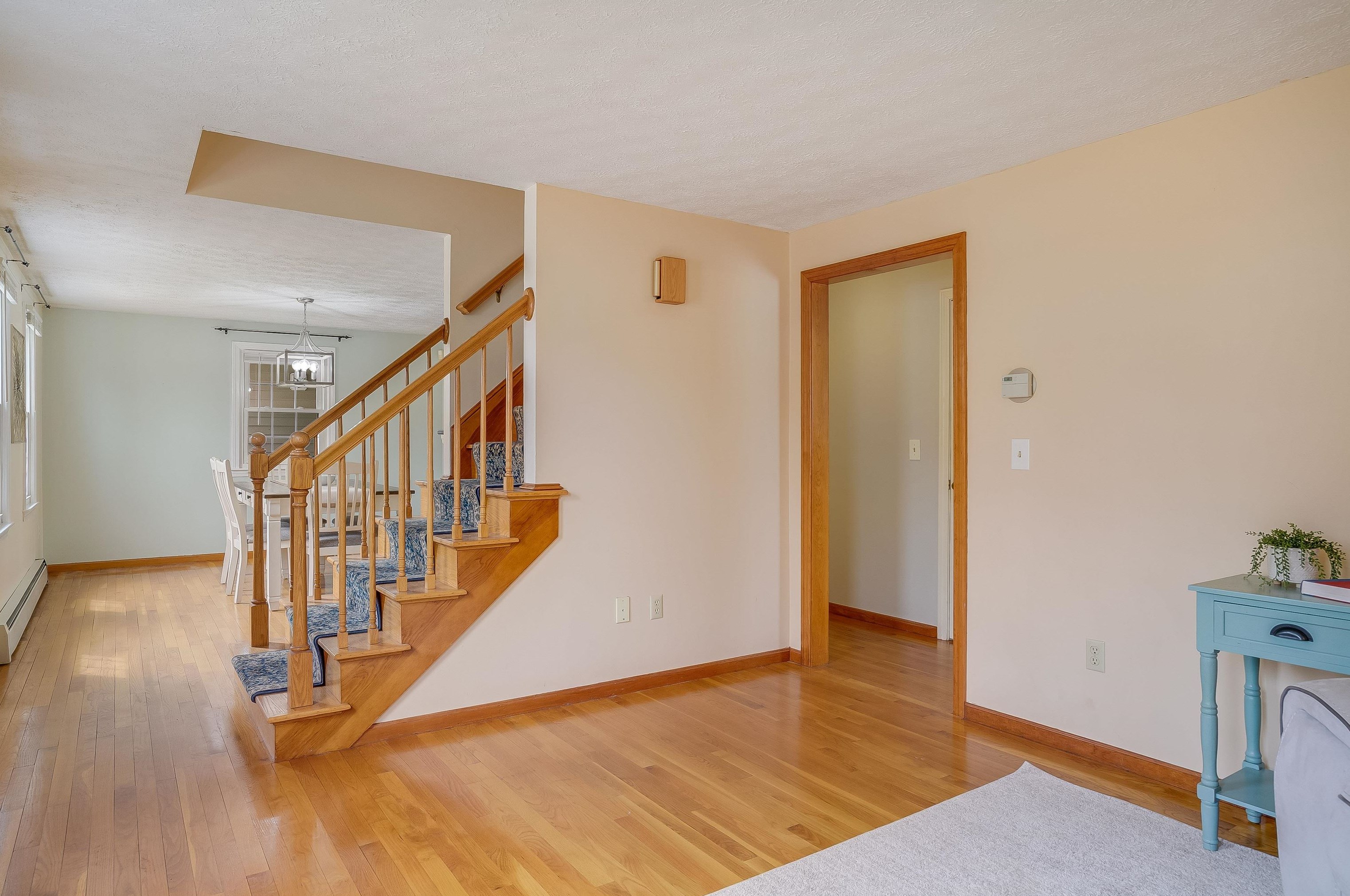 426 Medford St, Manchester NH  03109-4528 exterior