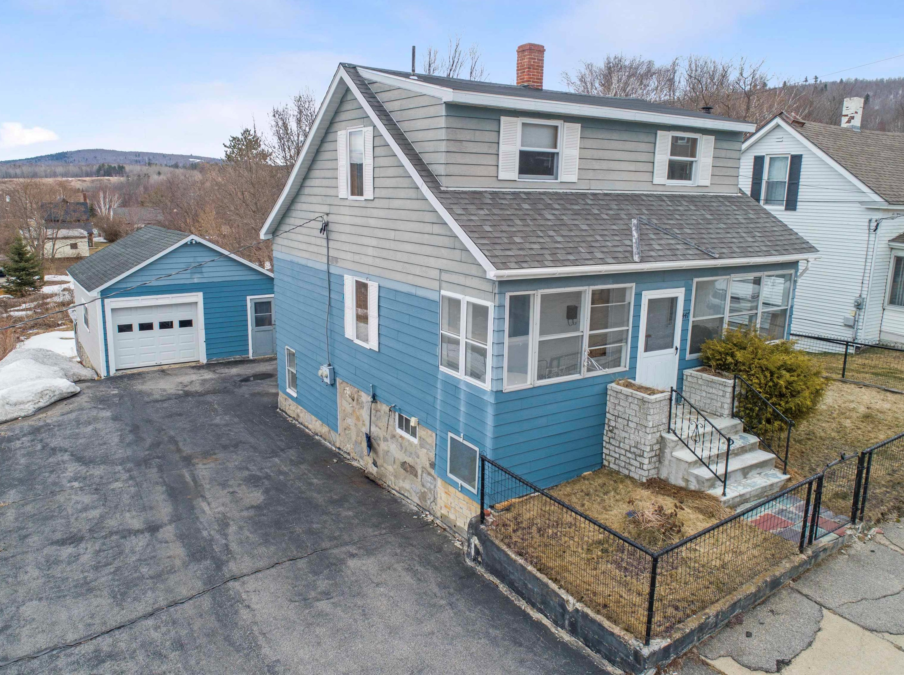 447 Forbush Ave, Berlin NH  03570-3609 exterior